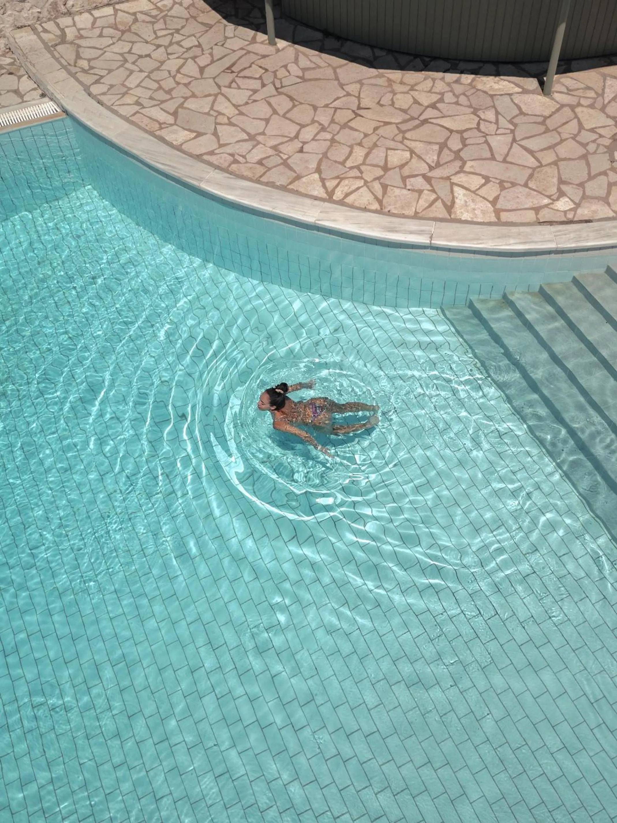 Swimming pool in Red Tower Hotel
