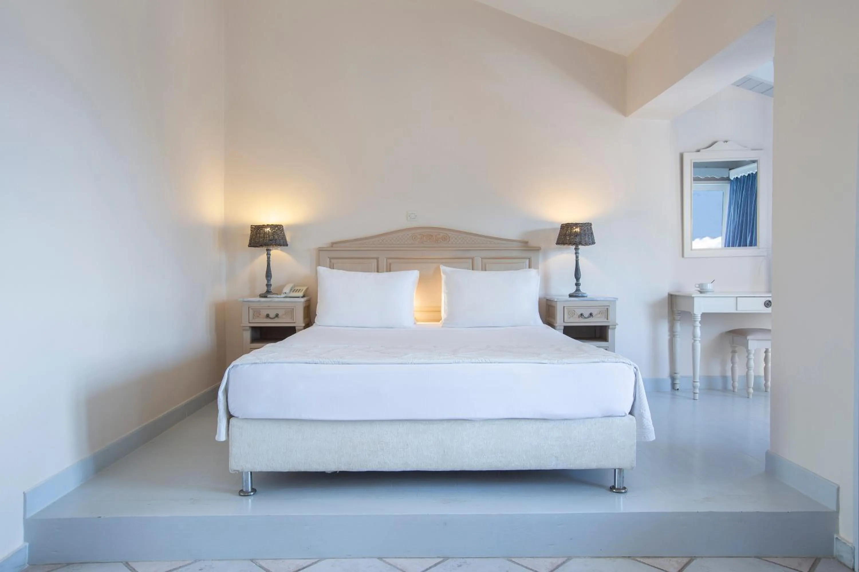 Bed in Red Tower Hotel