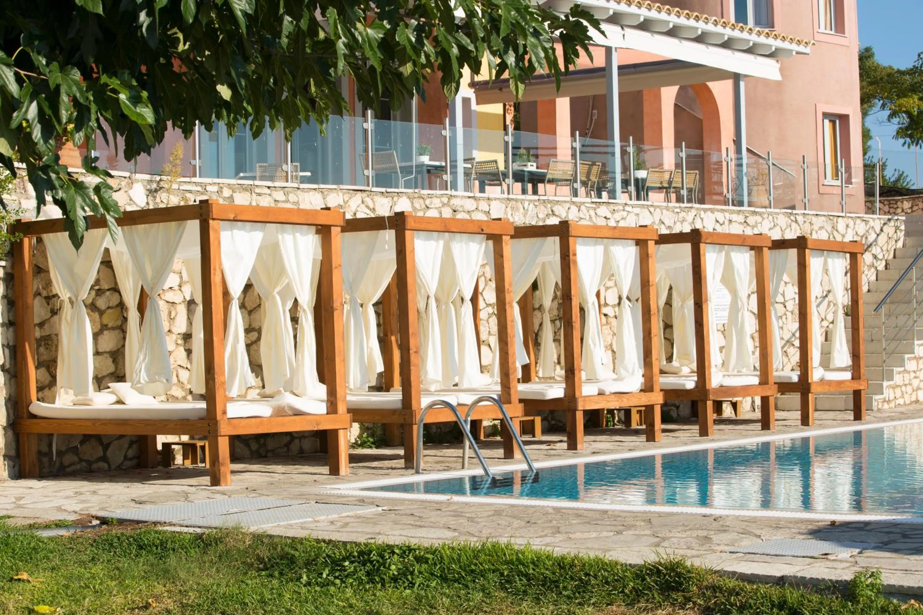 Swimming pool in Red Tower Hotel