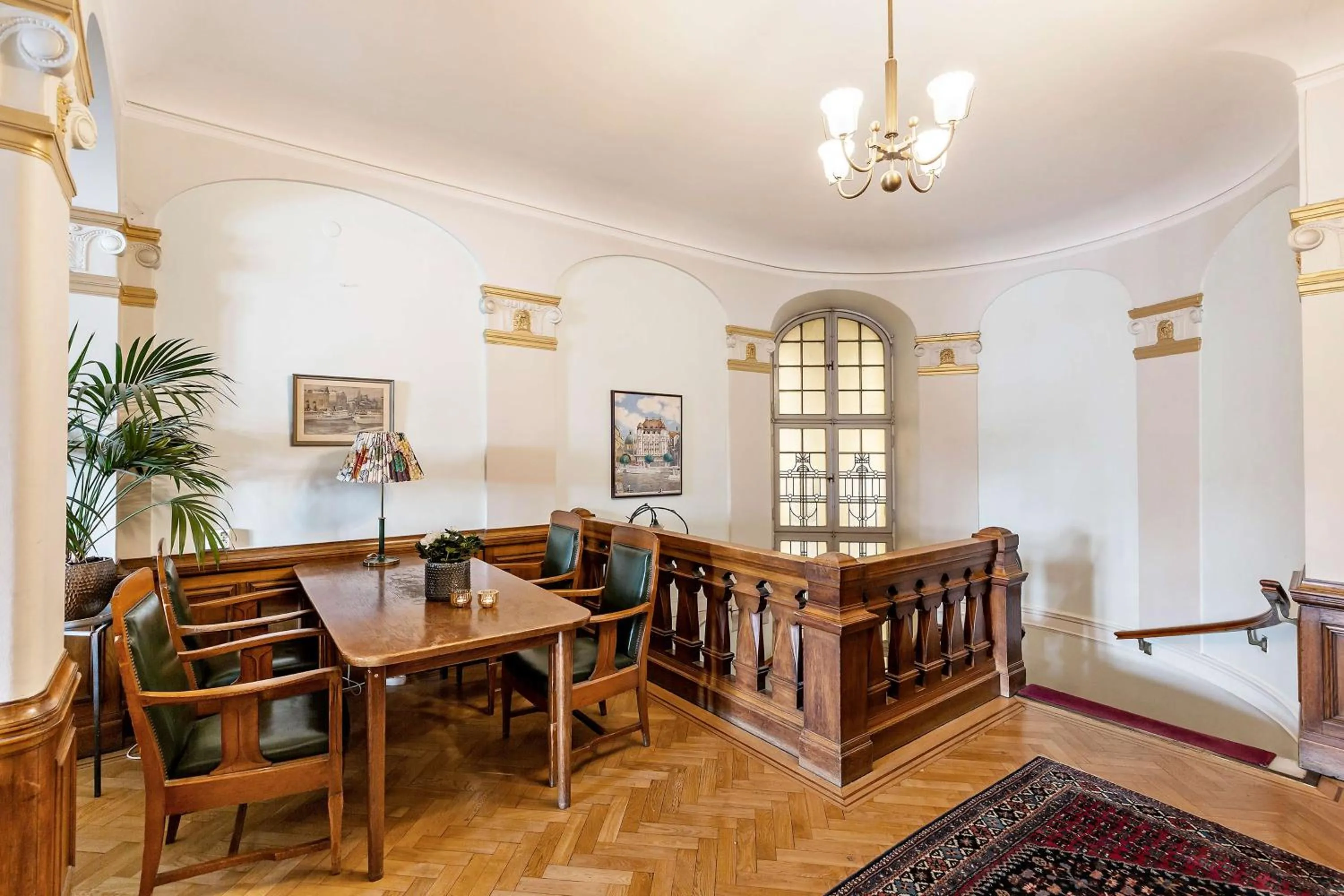 Lounge or bar in Hotel Esplanade, BW Signature Collection