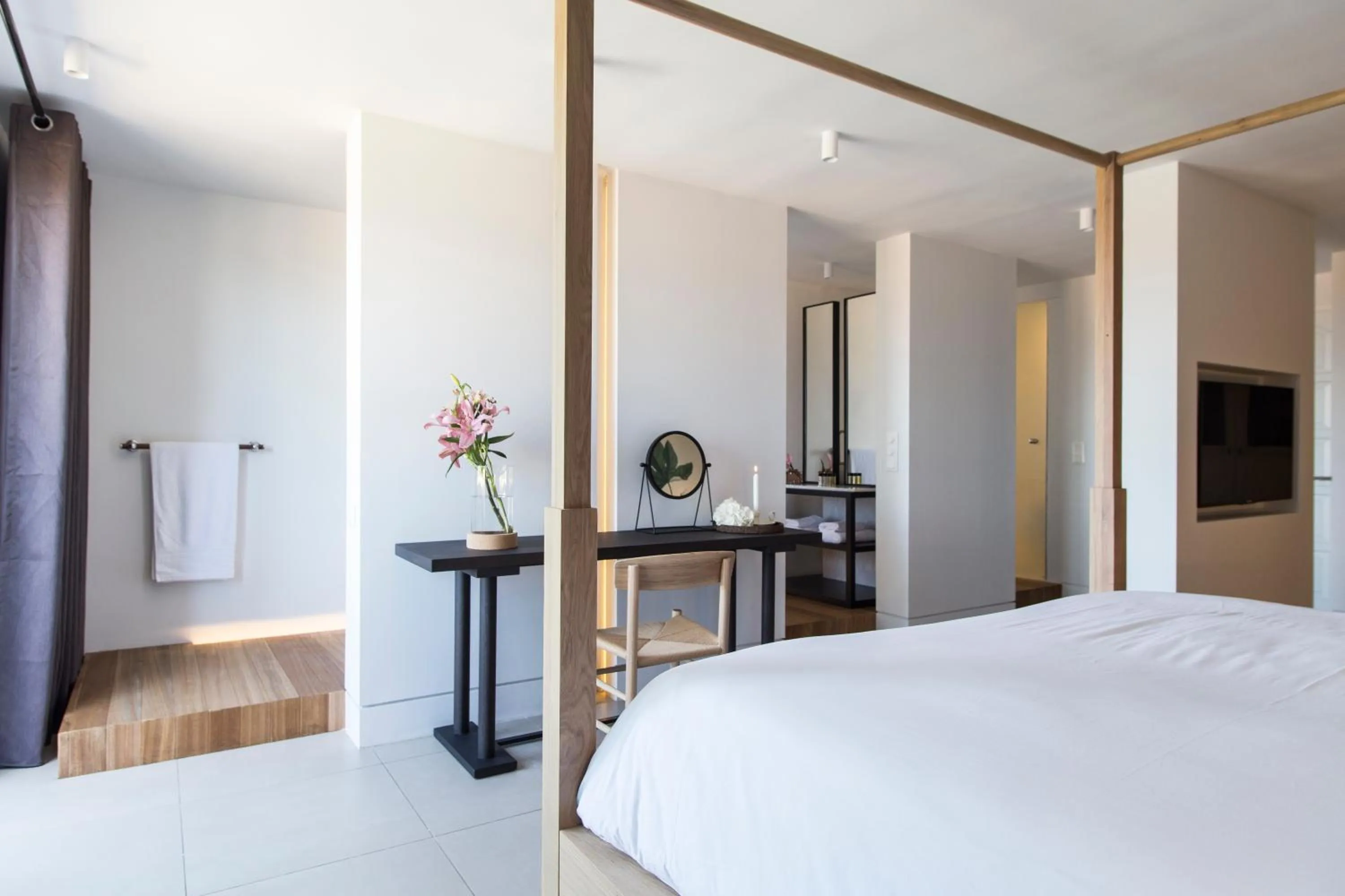 Photo of the whole room, Bed in Lena Mare Boutique Hotel