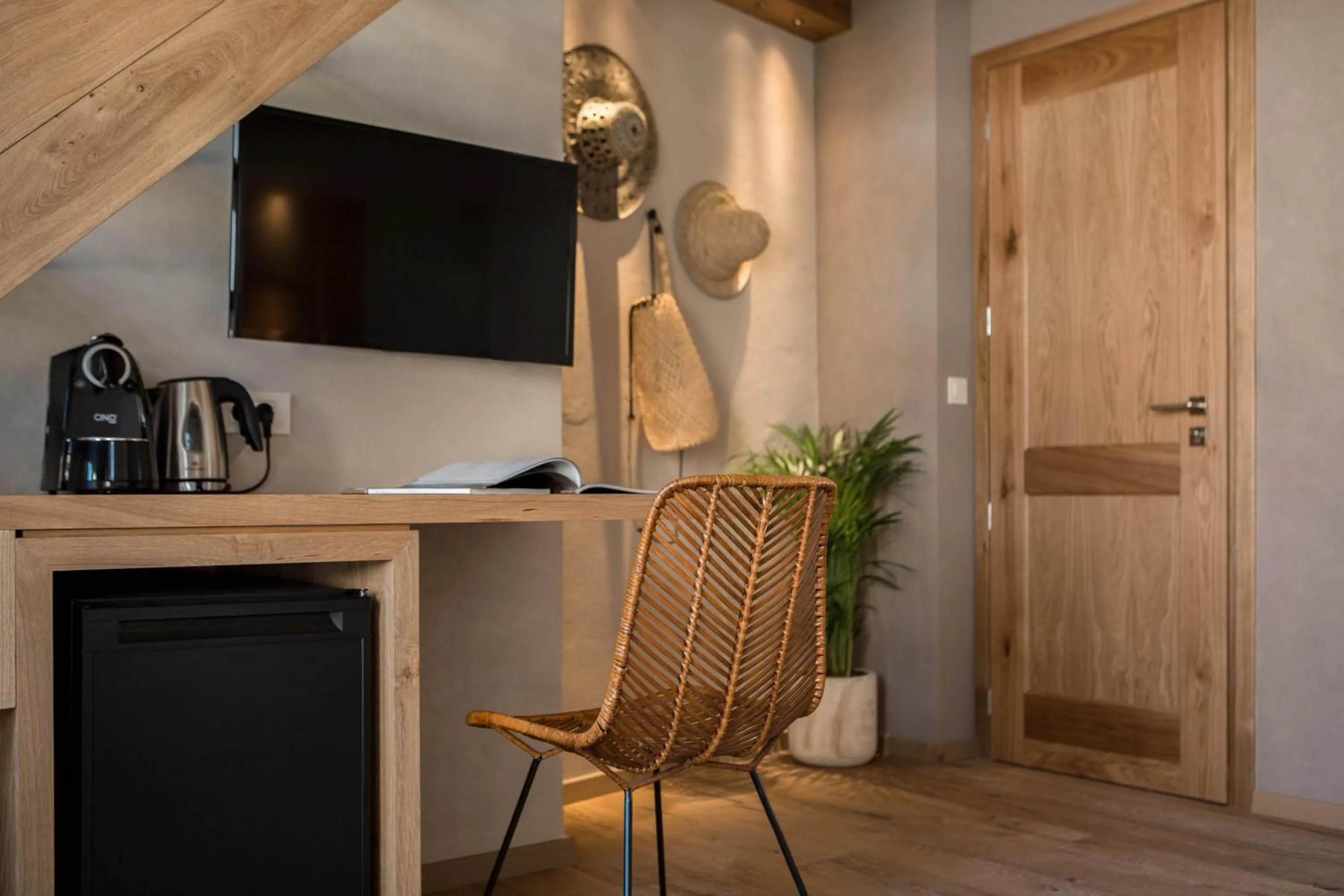 TV and multimedia in J&G Suites