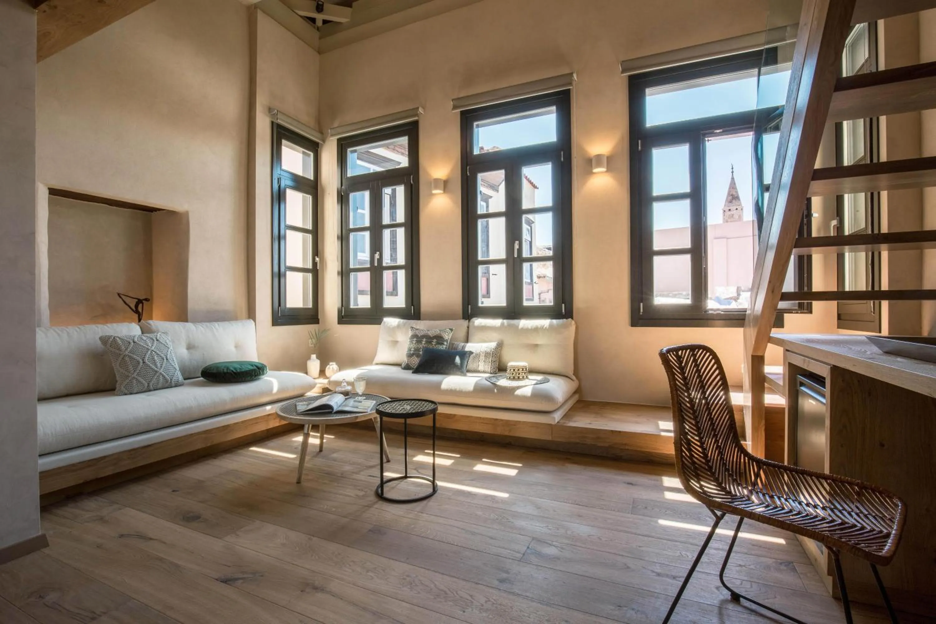 Living room in J&G Suites