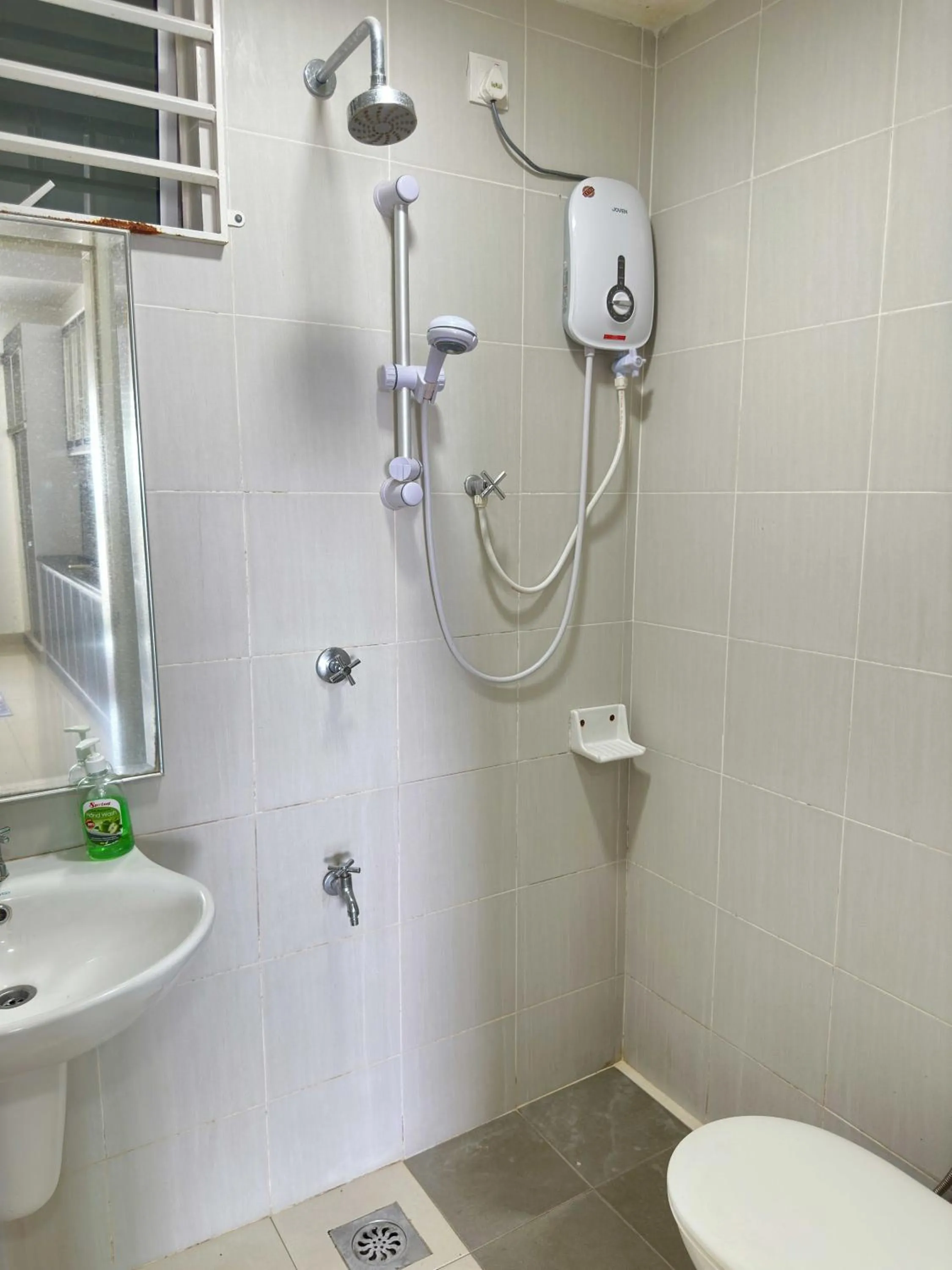 Toilet in Cahaya Qaira Homestay @ D'Perdana Kota Bharu