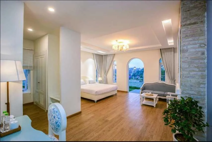 Bed in Dalat De Charme Village