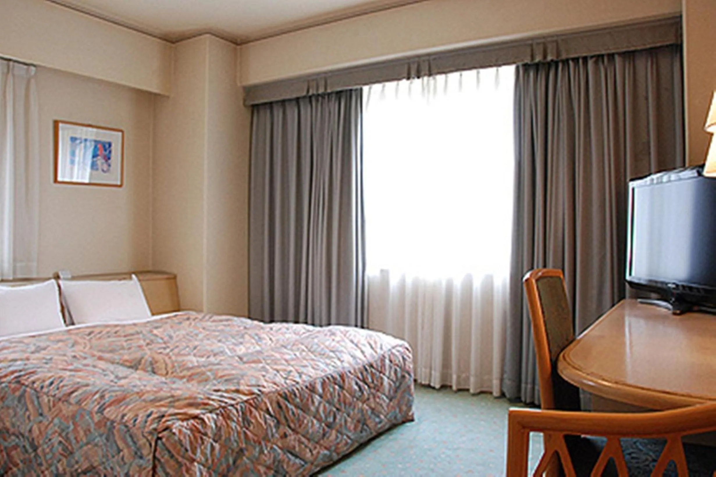 Photo of the whole room, Bed in Takarazuka Washington Hotel