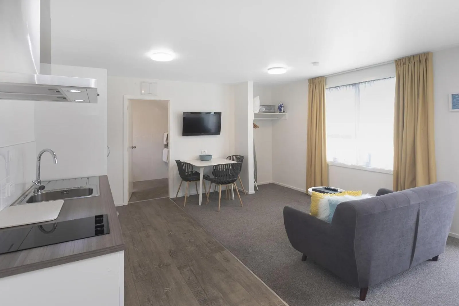 Living room in The Adelphi