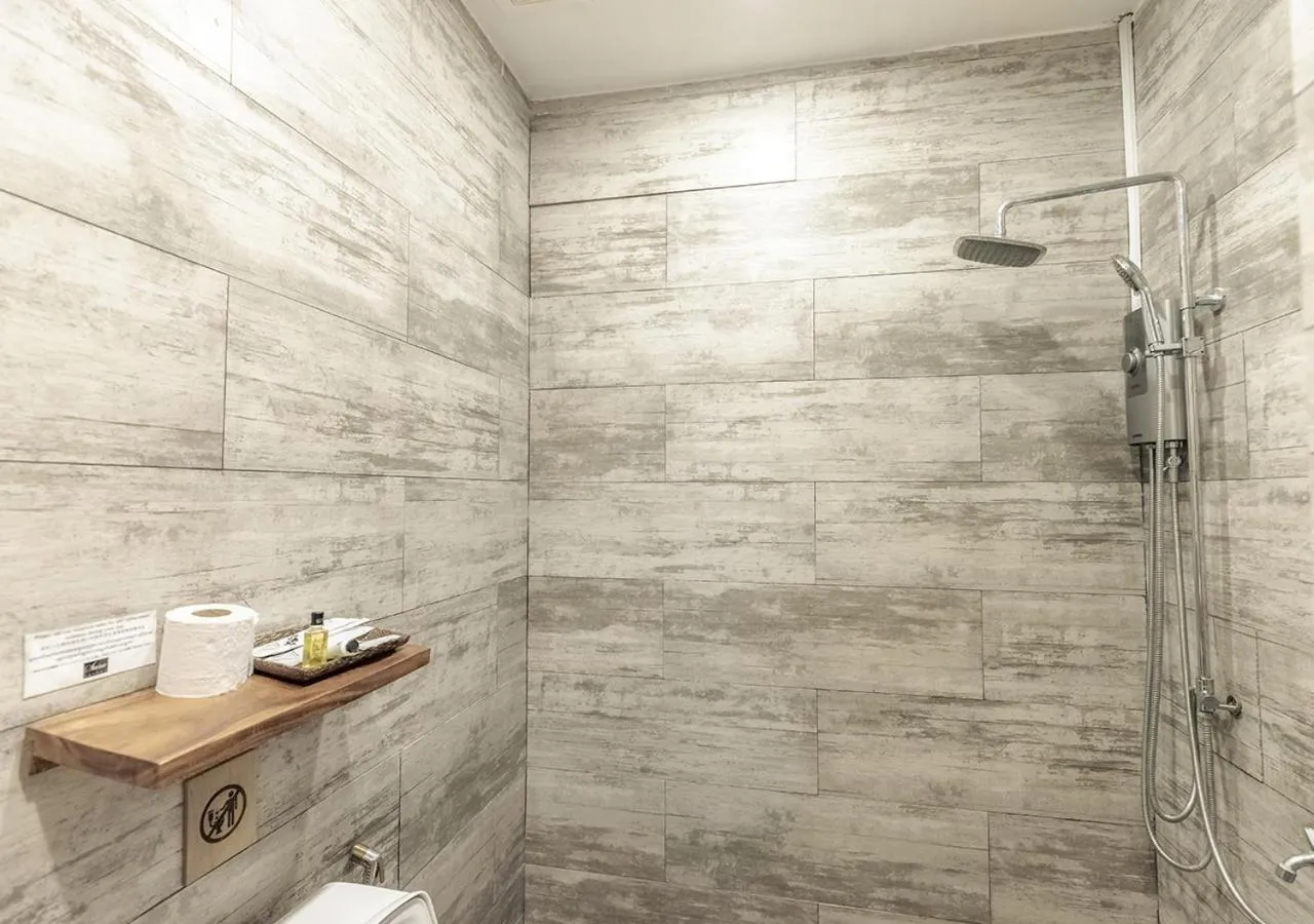 Bathroom in Sara Resort