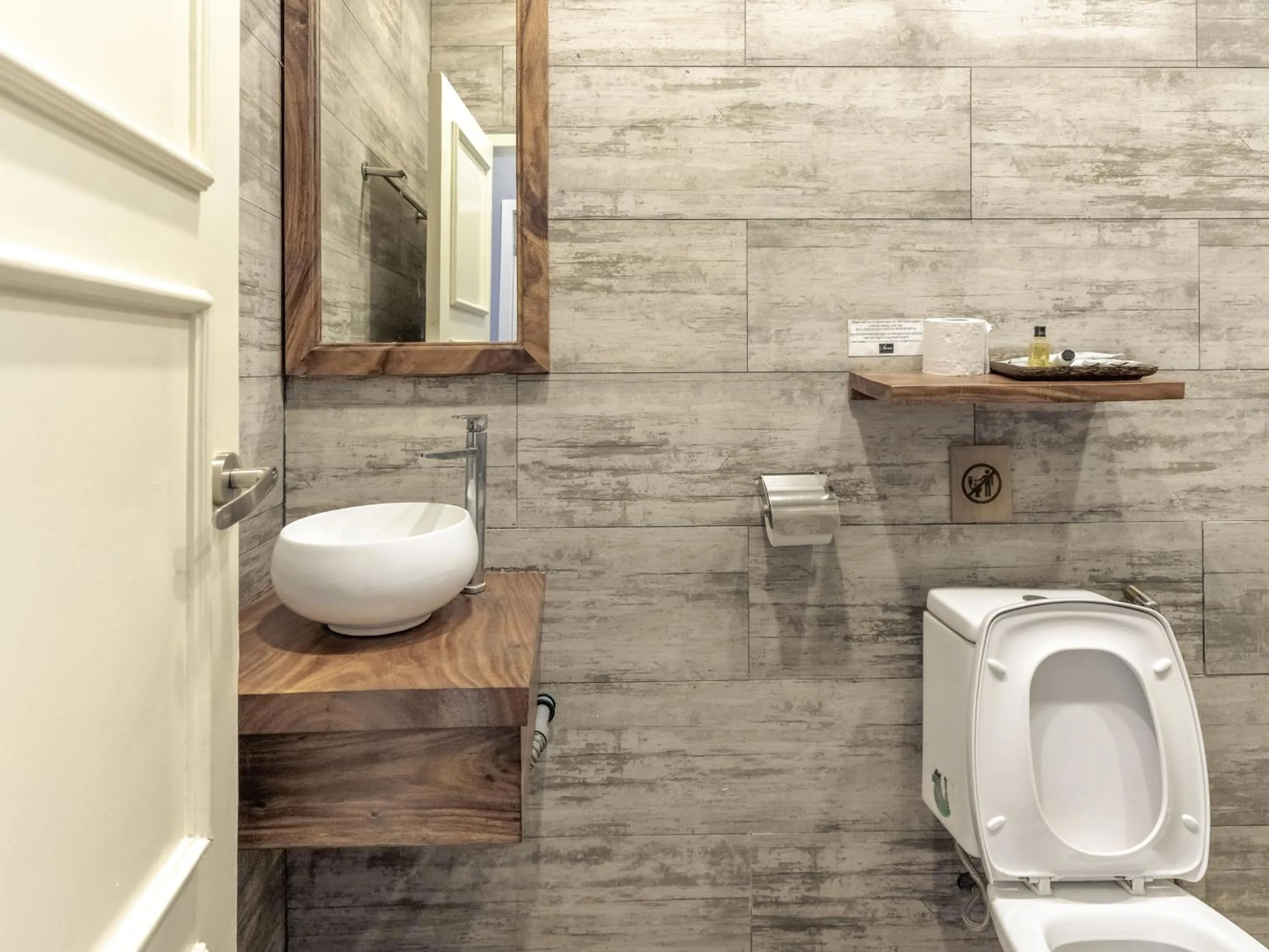 Bathroom in Sara Resort