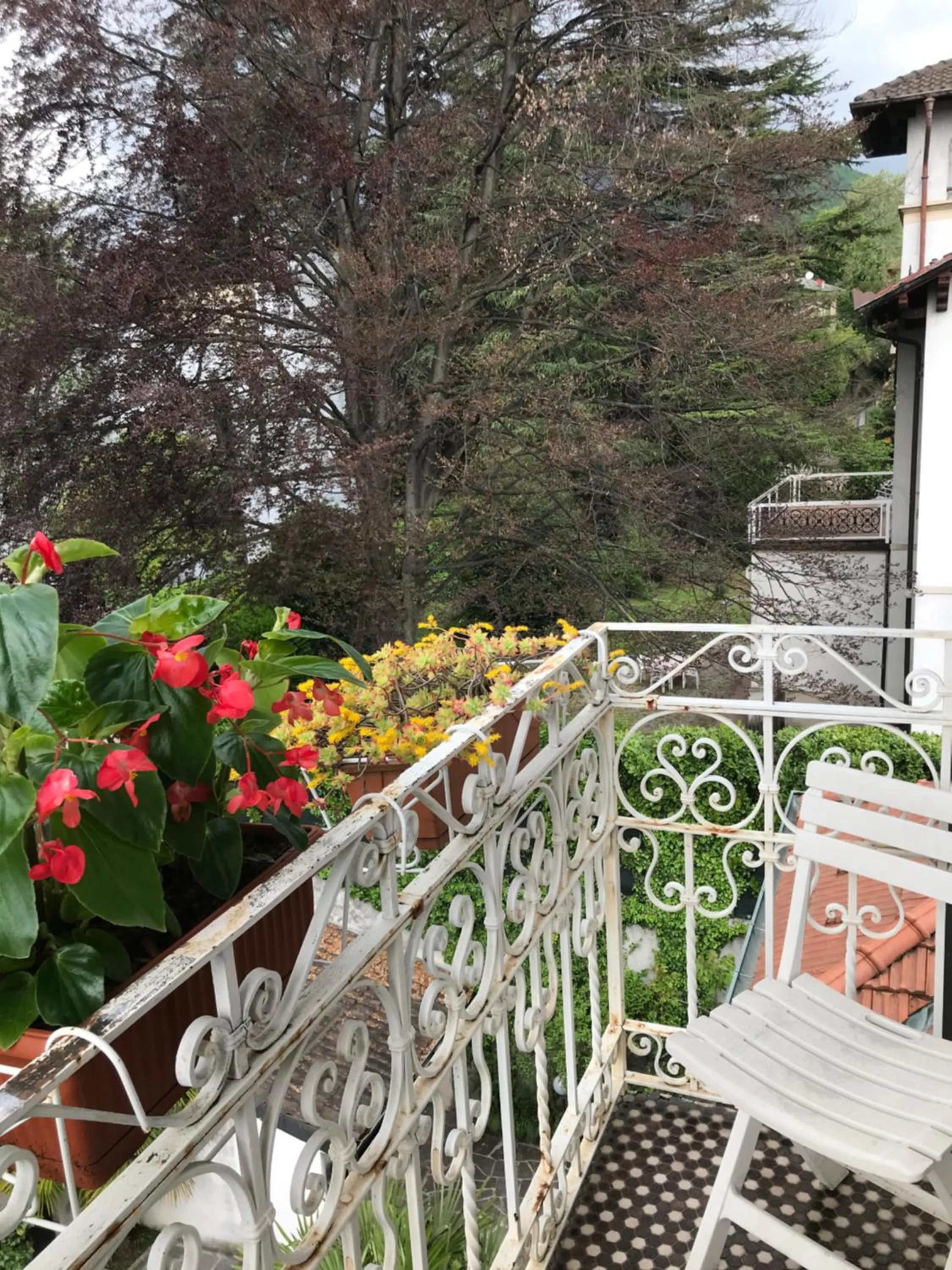 Balcony/Terrace in B&B VILLA ADRIANA Varese - camere e appartamenti