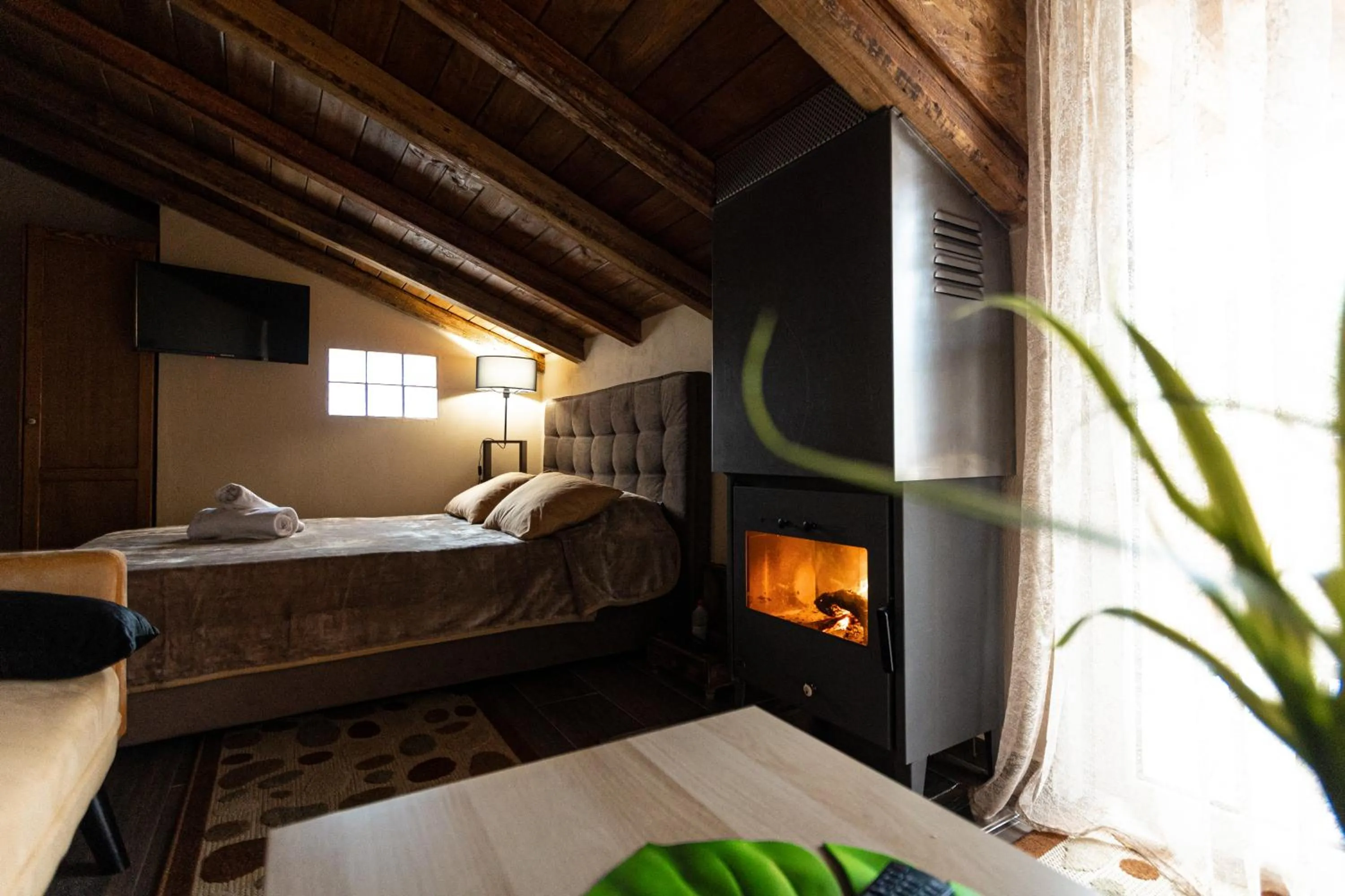 Bed in La Moara Boutique Hotel