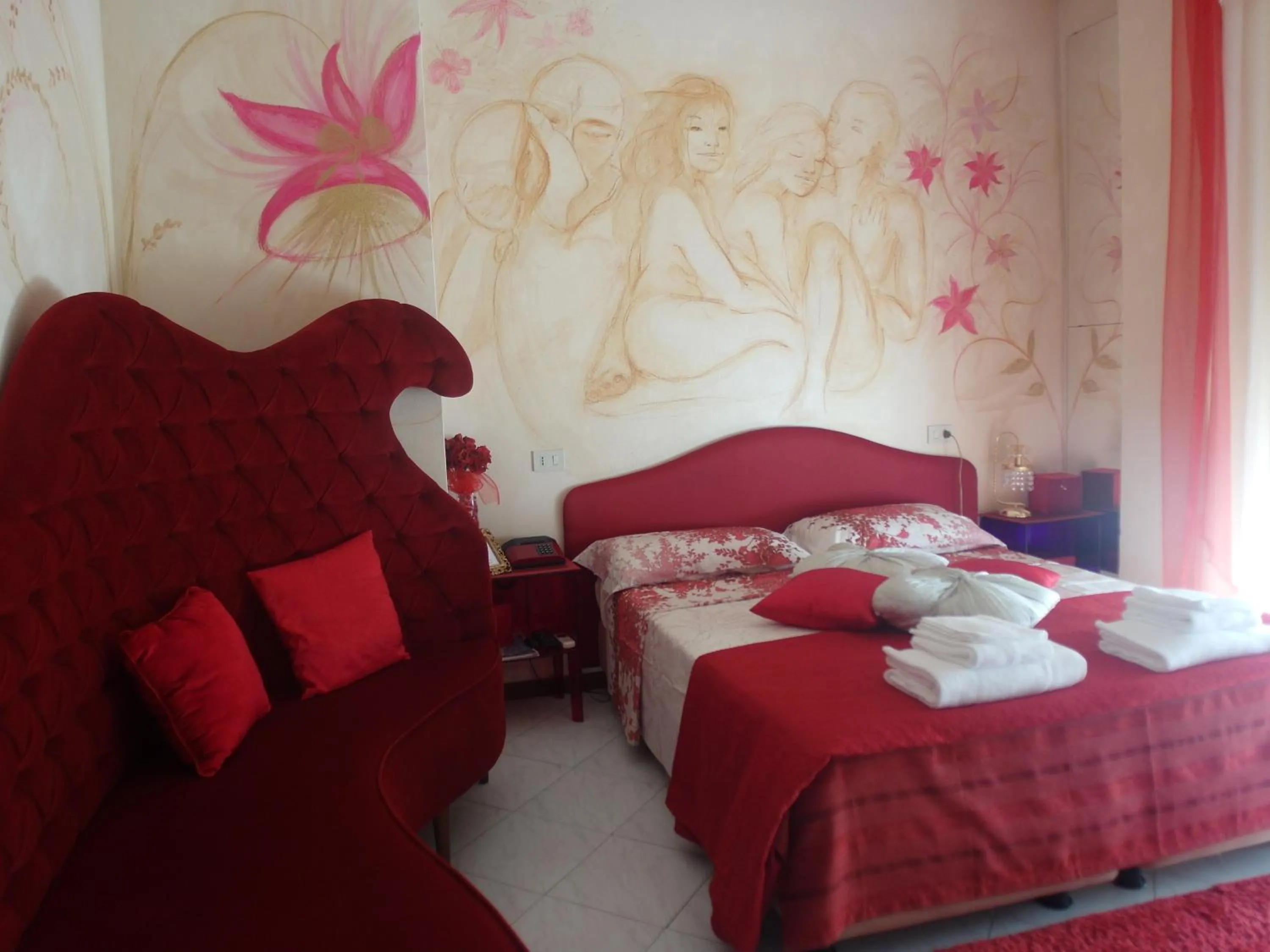 Photo of the whole room, Bed in Hotel Julia