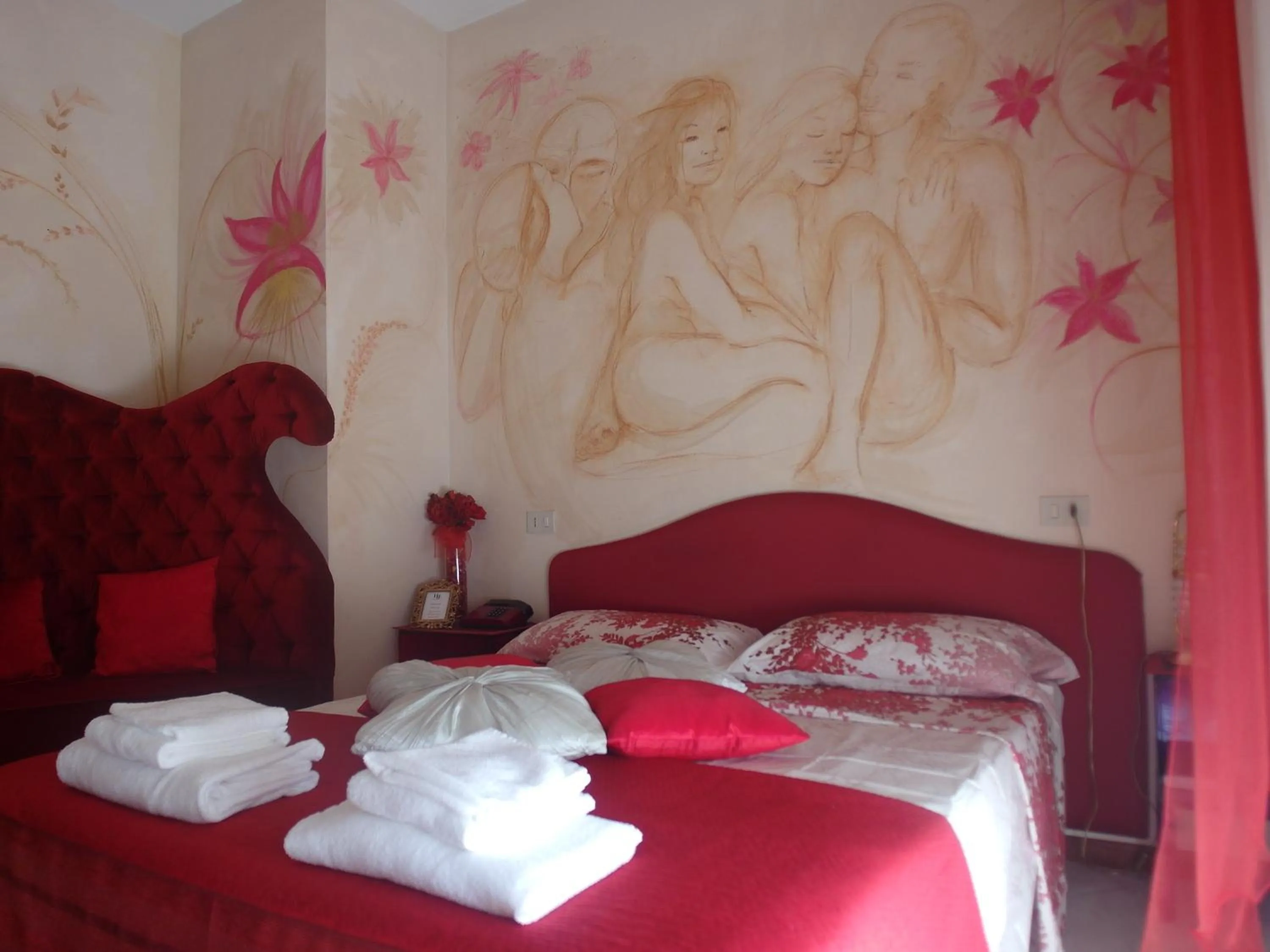 Photo of the whole room, Bed in Hotel Julia