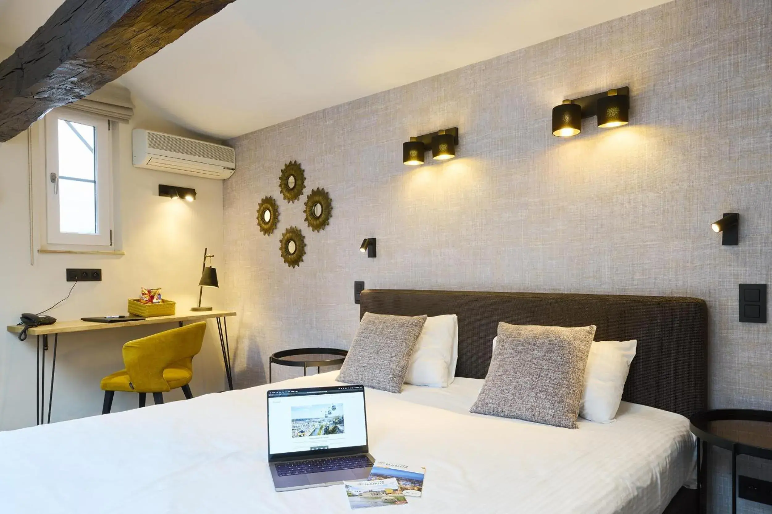 Suite with Spa Bath in Les Tanneurs Suite with Spa Bath in Les Tanneurs