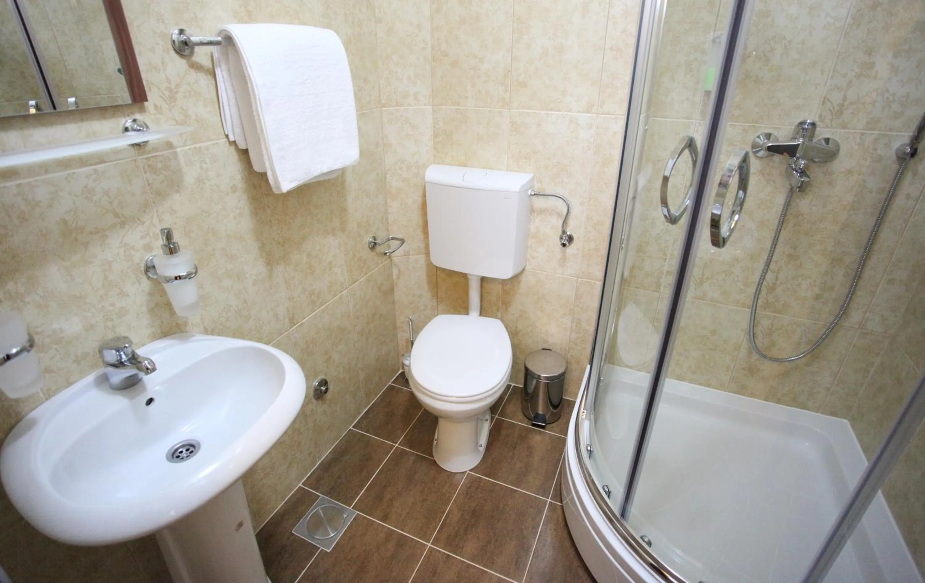 Bathroom in Hotel Laguna