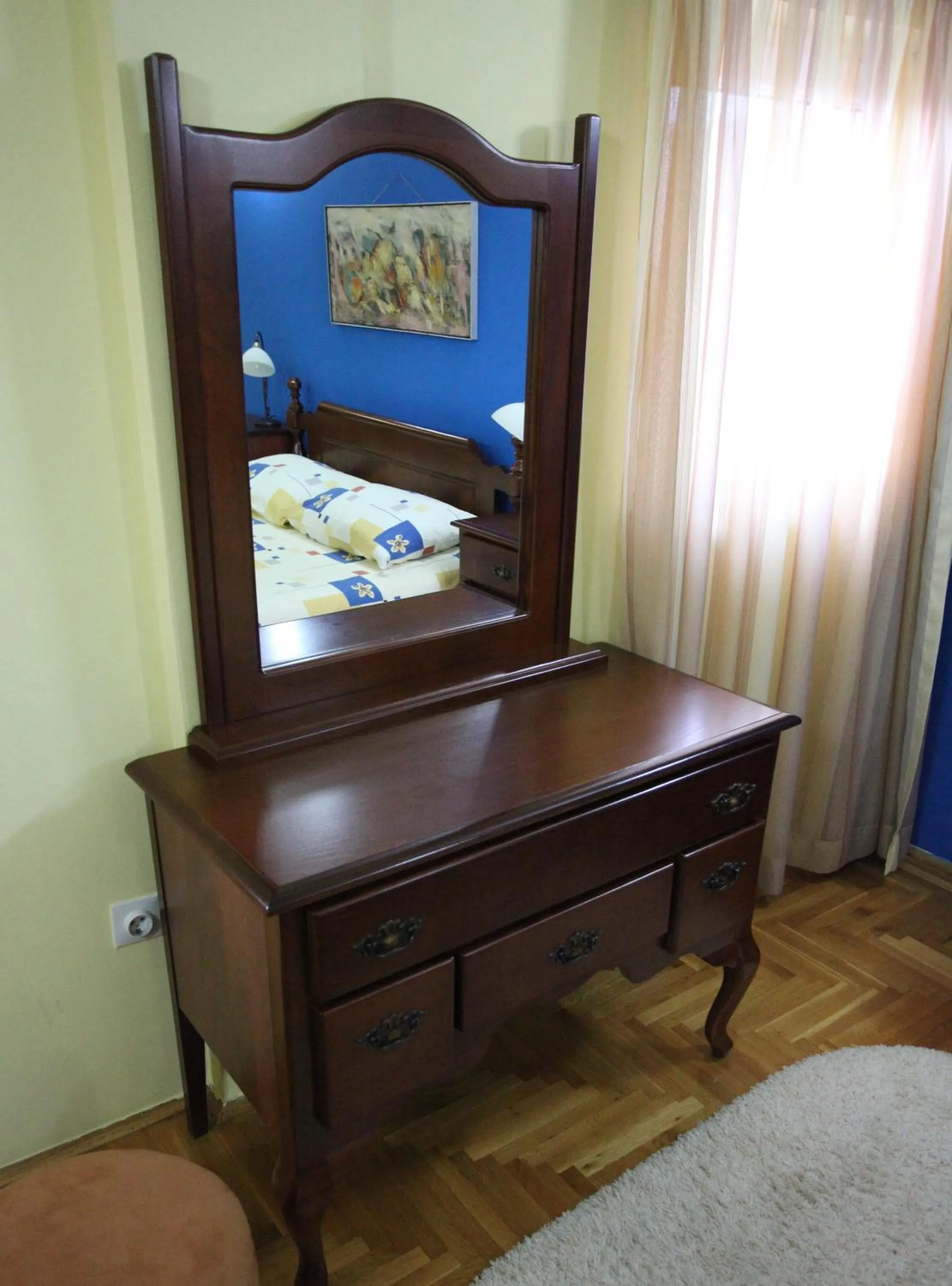 Decorative detail in Hotel Laguna