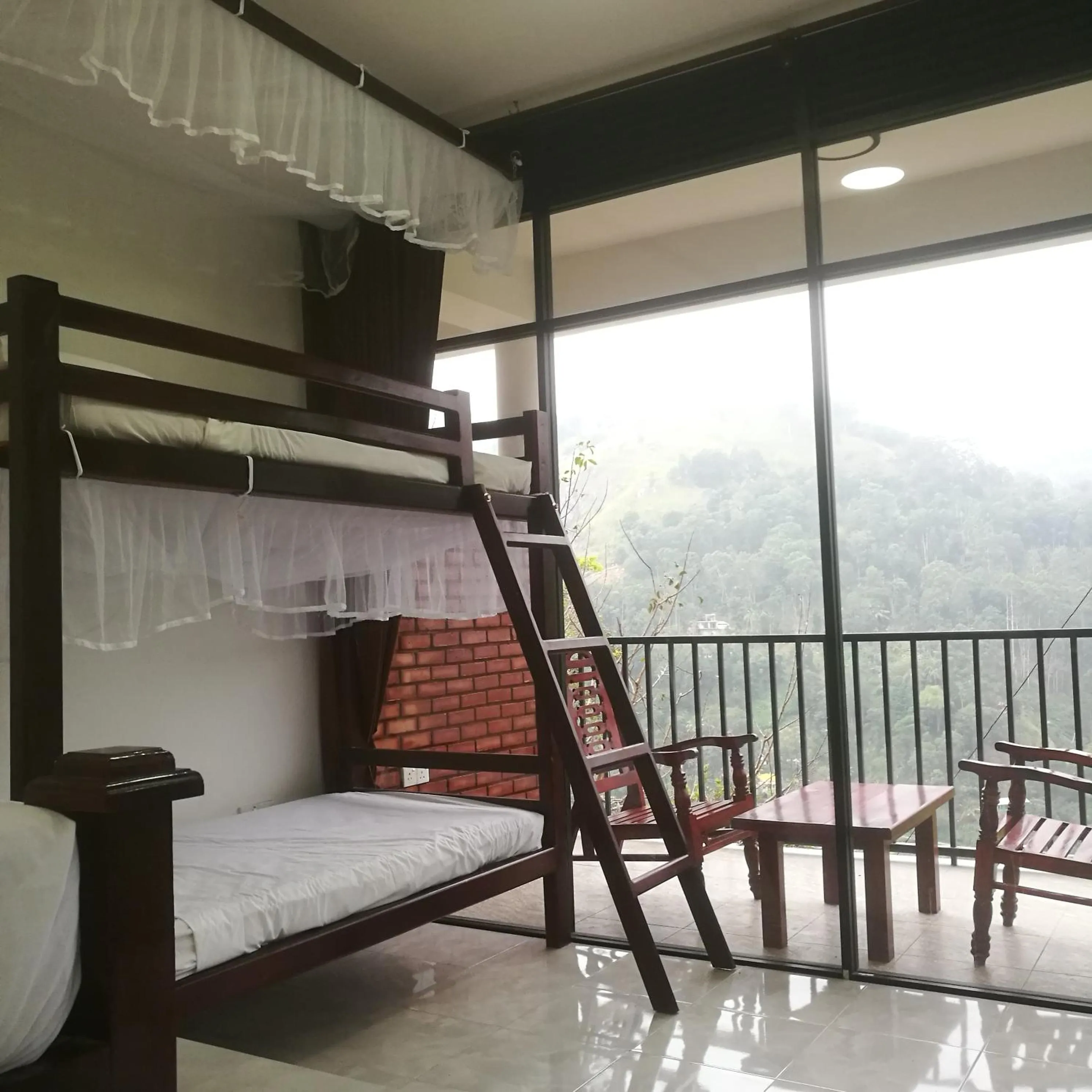 Mountain view, Bed in Viewfront Ella