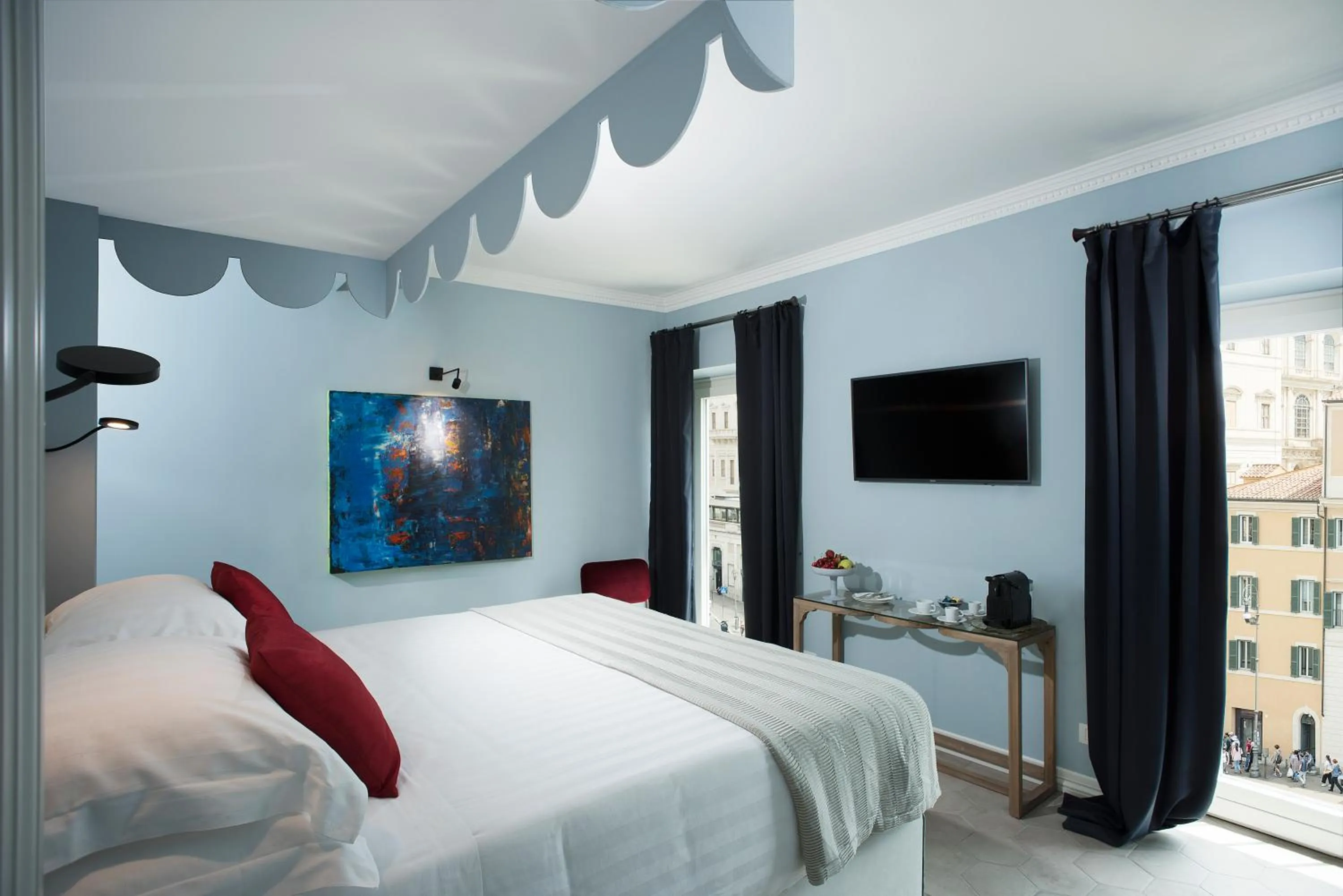 Photo of the whole room, Bed in Palazzo Caruso