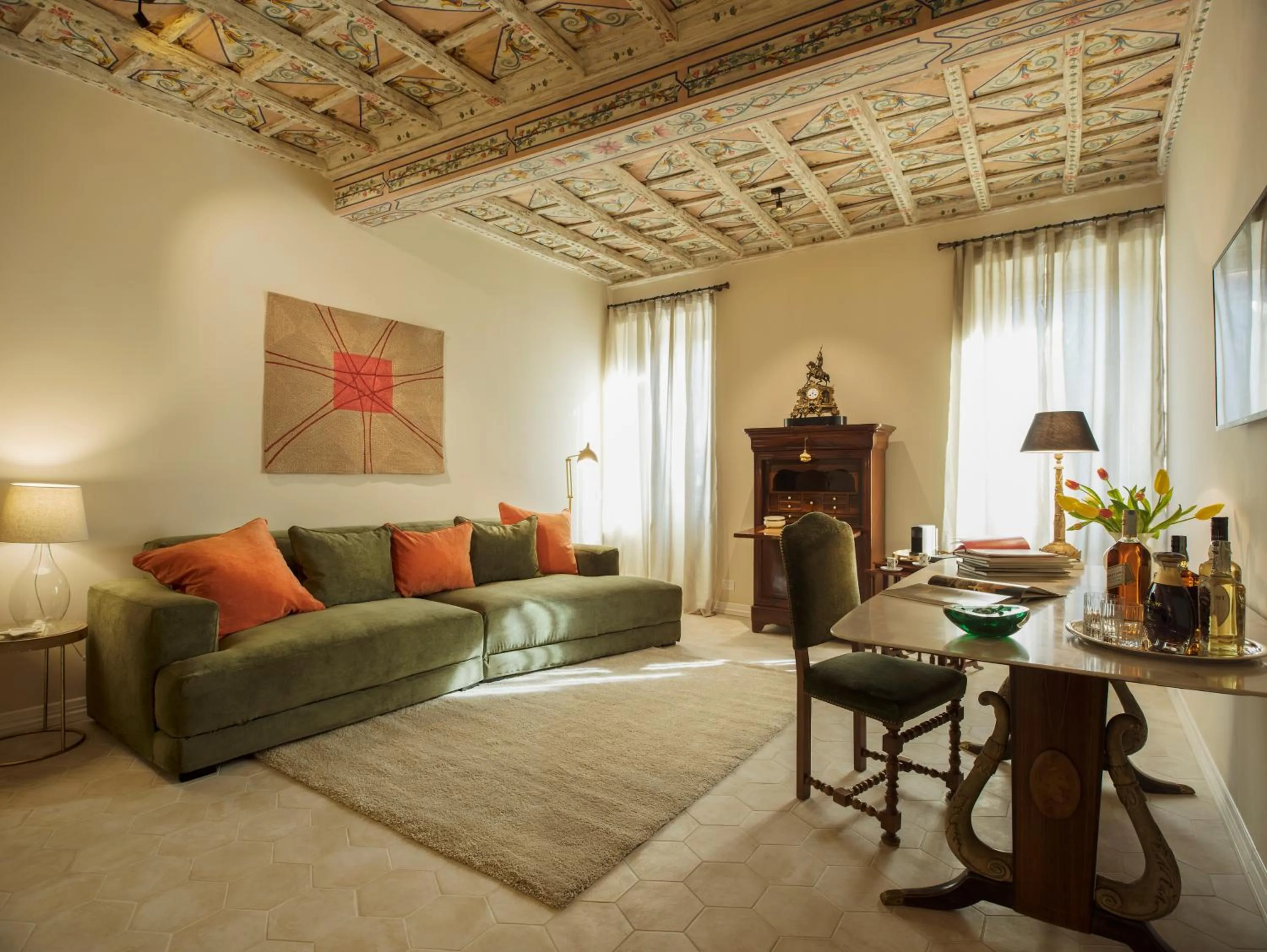 Living room in Palazzo Caruso
