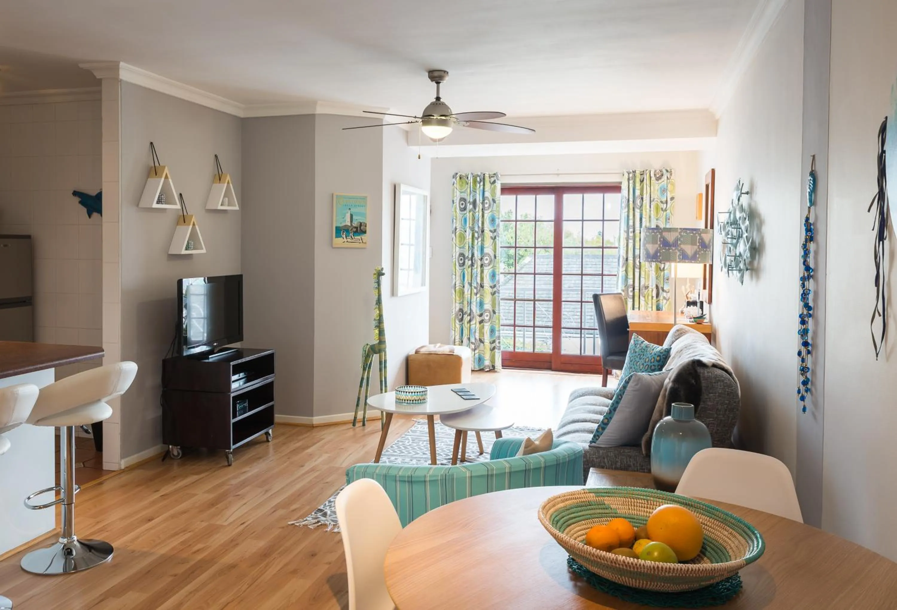 Photo of the whole room in Derwent House