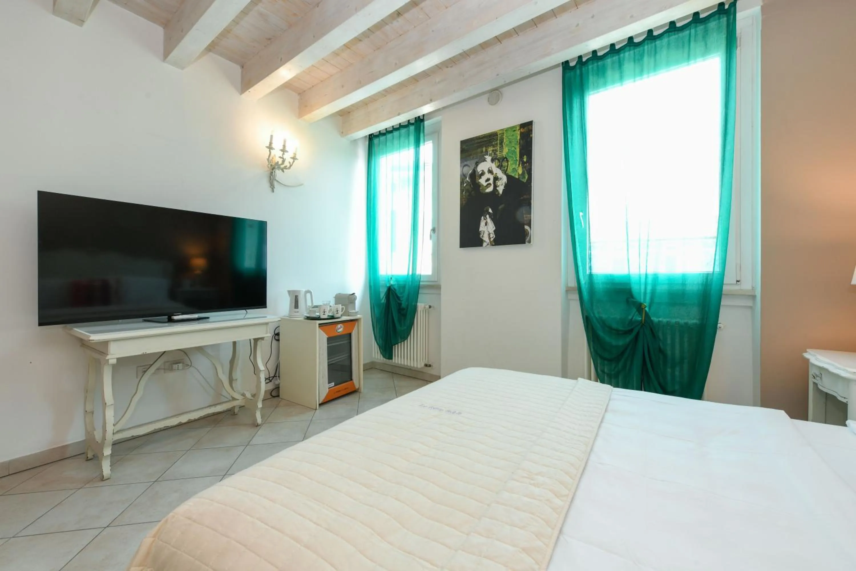 Bed in Le Rêve - Lake view rooms