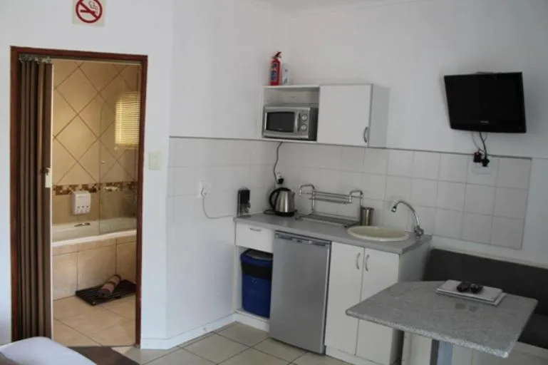 Bed in Lazy Gecko Accommodation