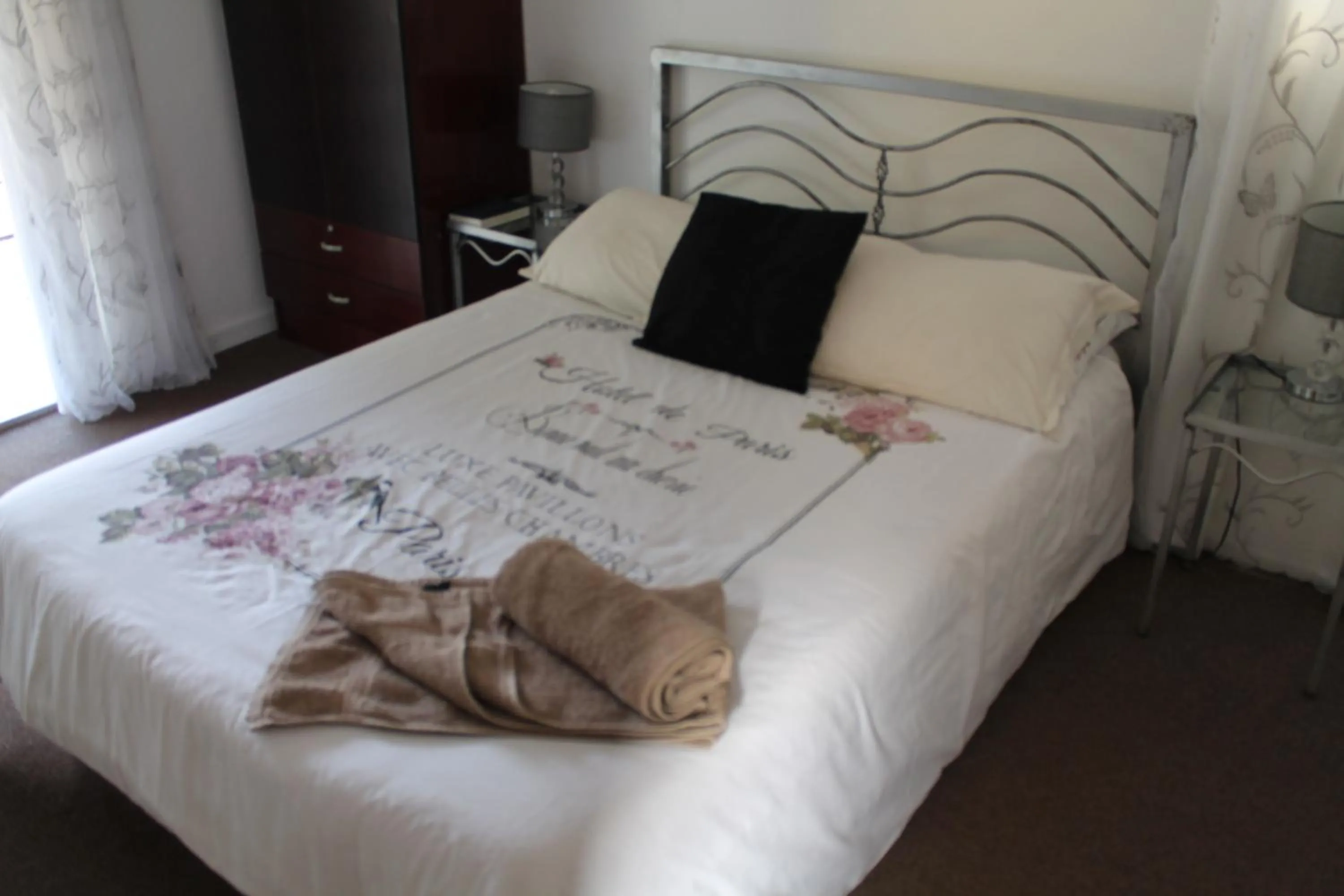 Bed in Lazy Gecko Accommodation