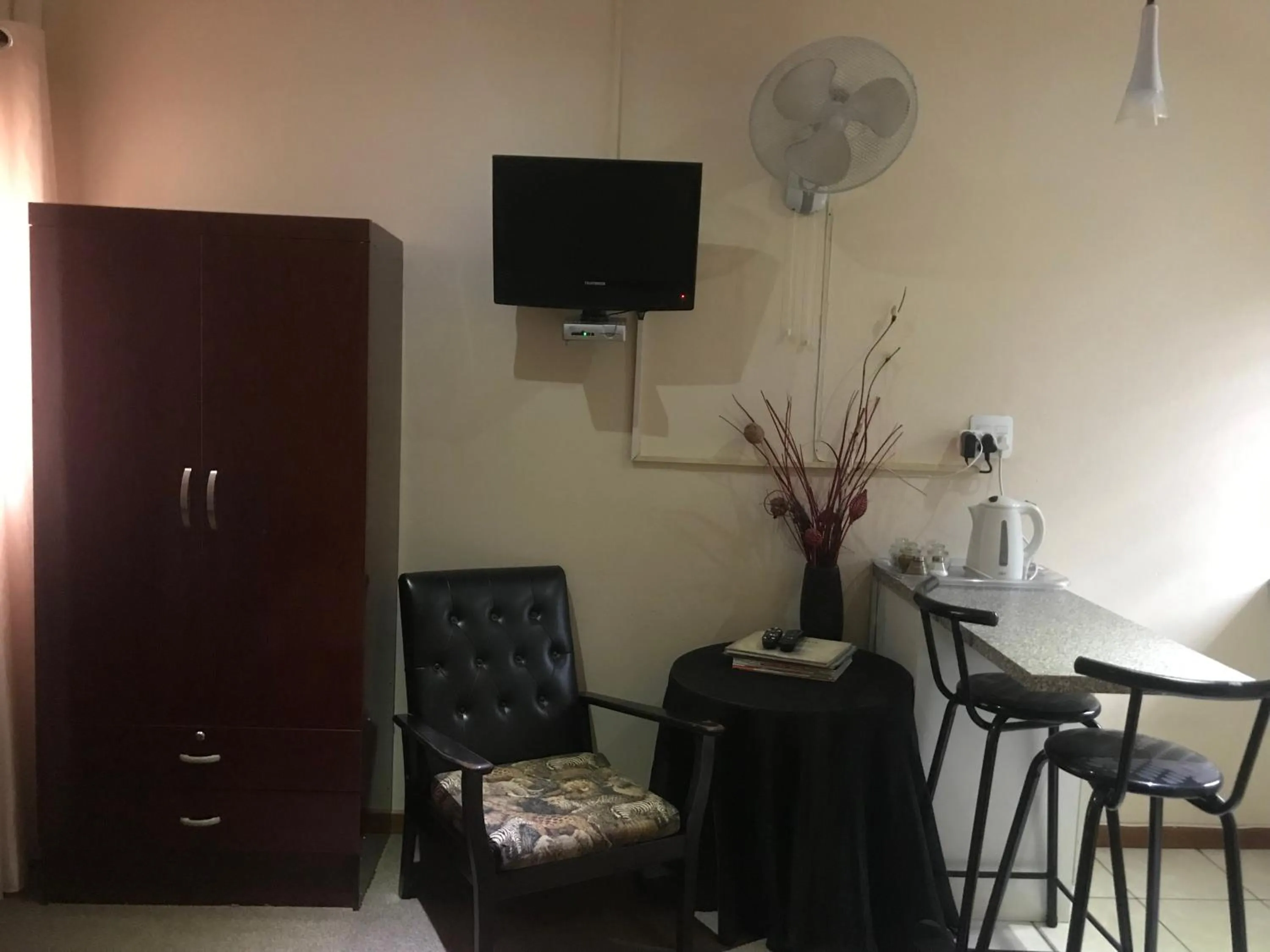 Lazy Gecko Accommodation