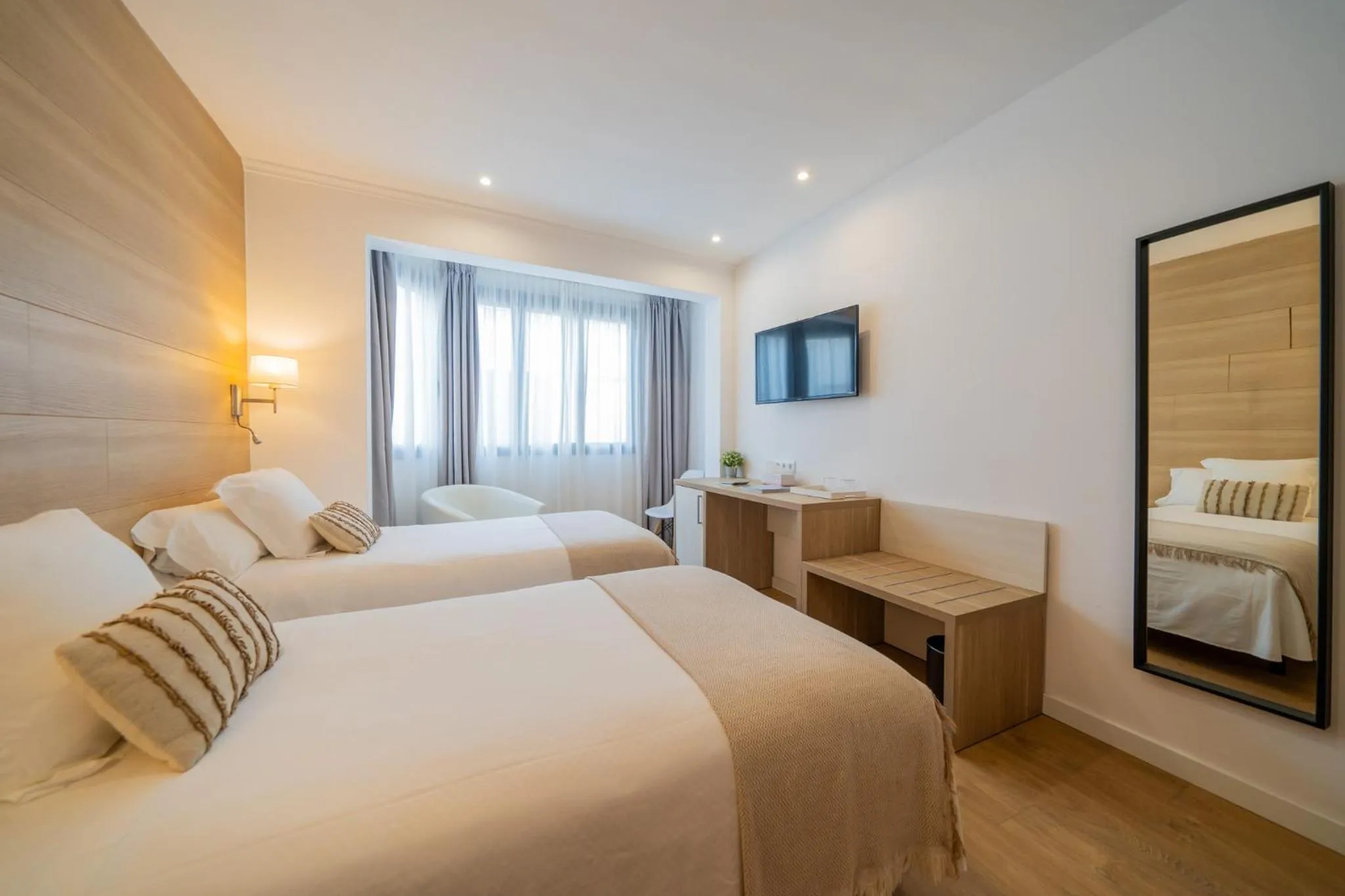 Bed in Hostal Menurka