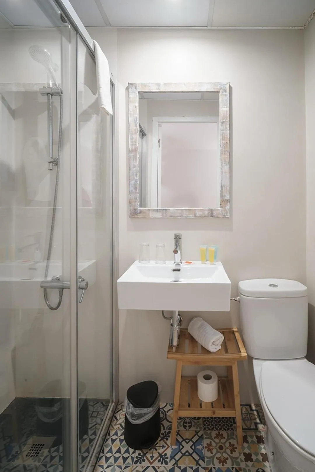 Bathroom in Hostal Menurka