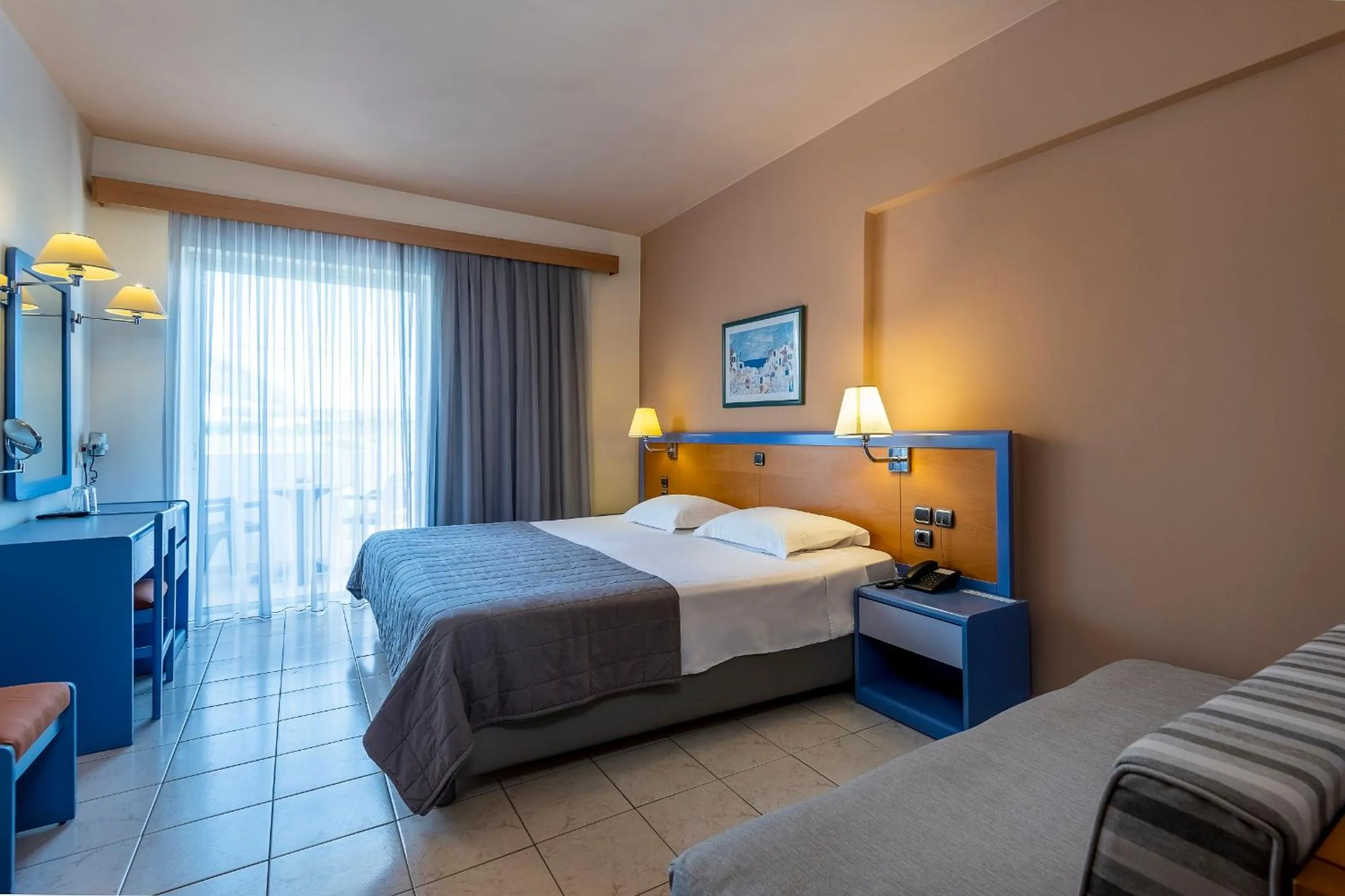 Photo of the whole room, Bed in Kalimera Mare