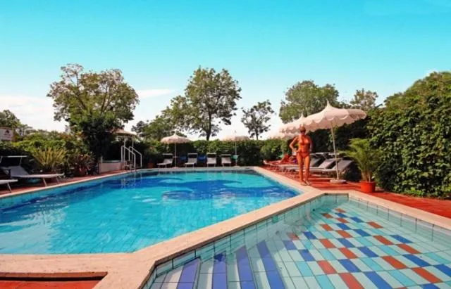 Day in Hotel President