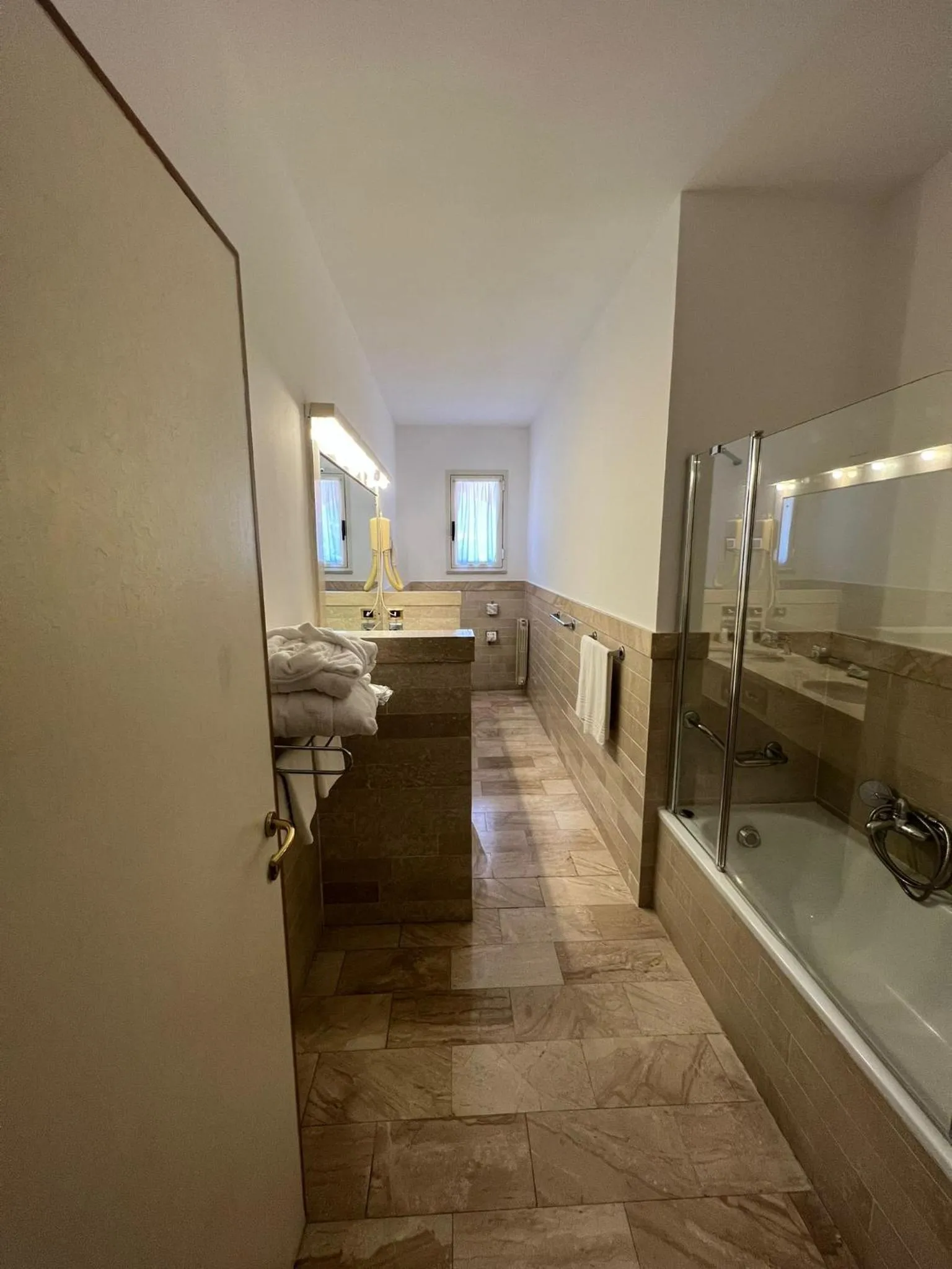 Bathroom in Arthotel Gabbiano Azzurro Due