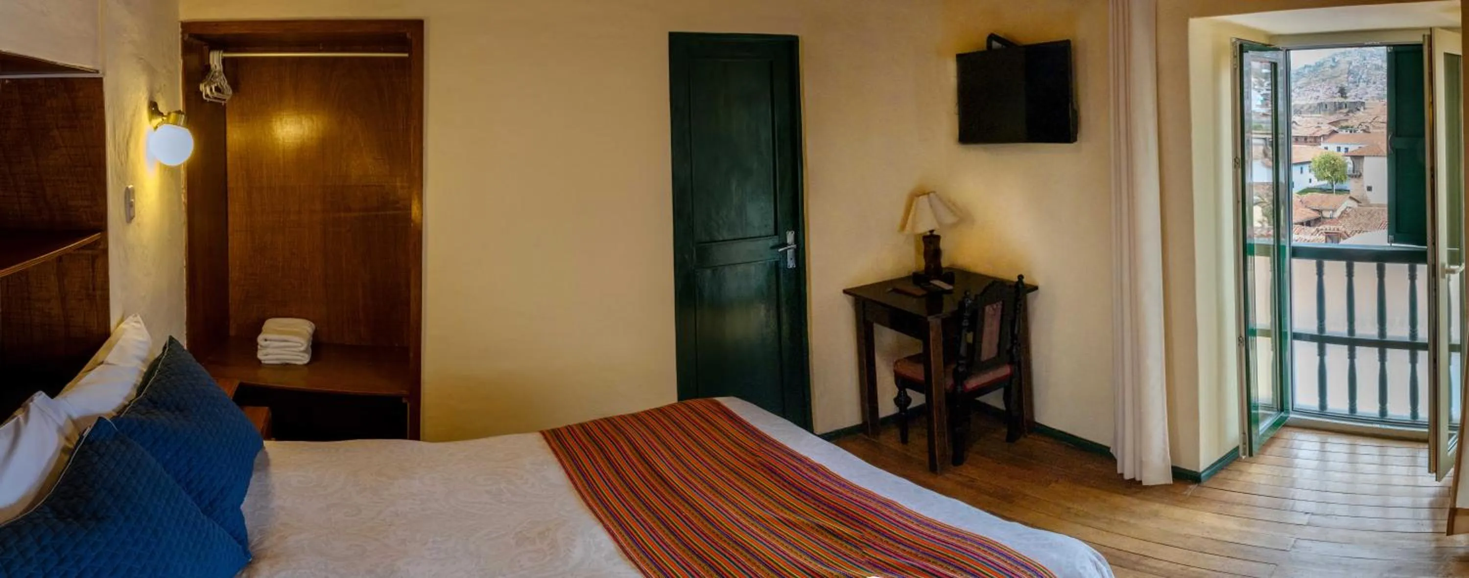 Photo of the whole room, Bed in Hostal Corihuasi