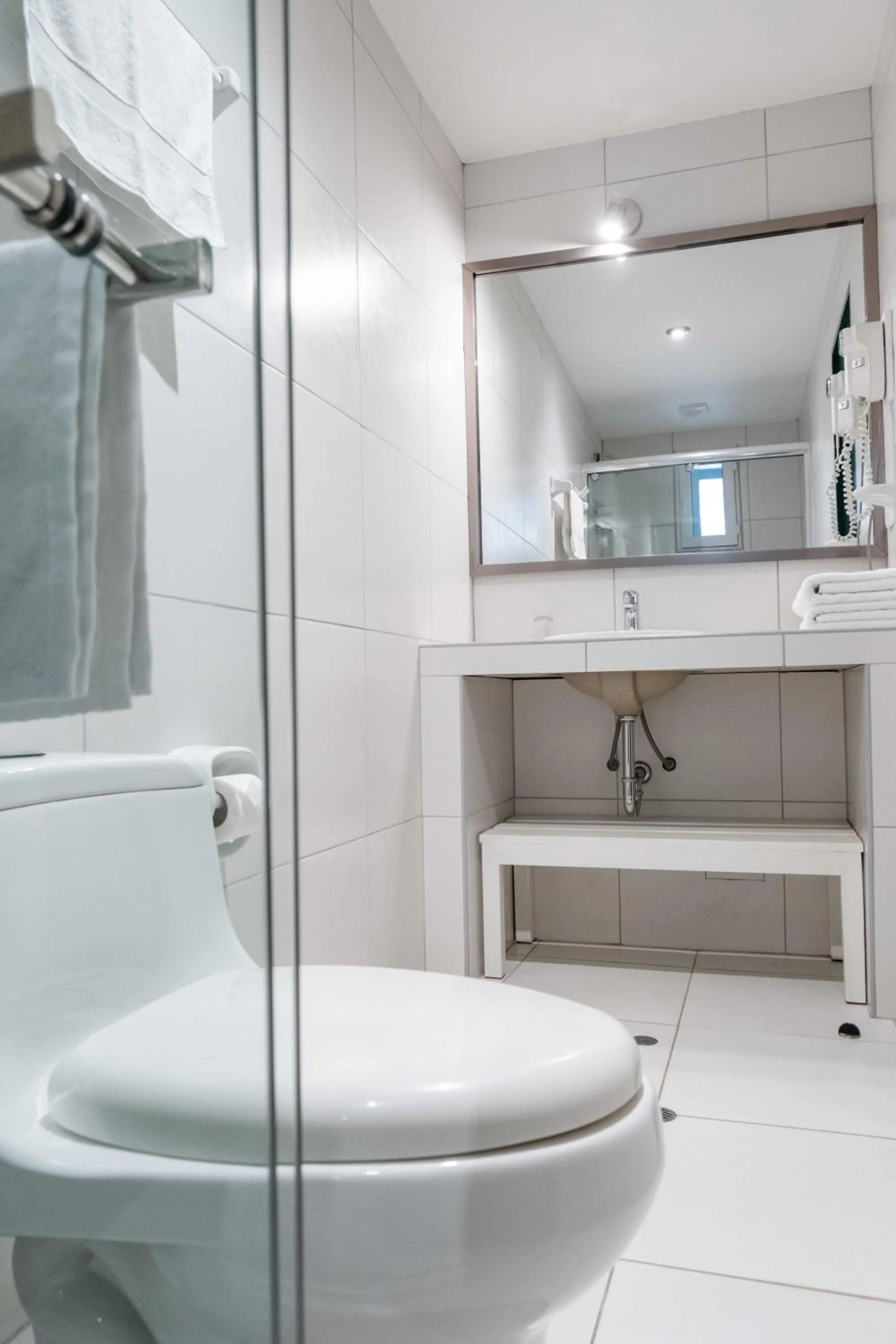 Bathroom in Hostal Corihuasi