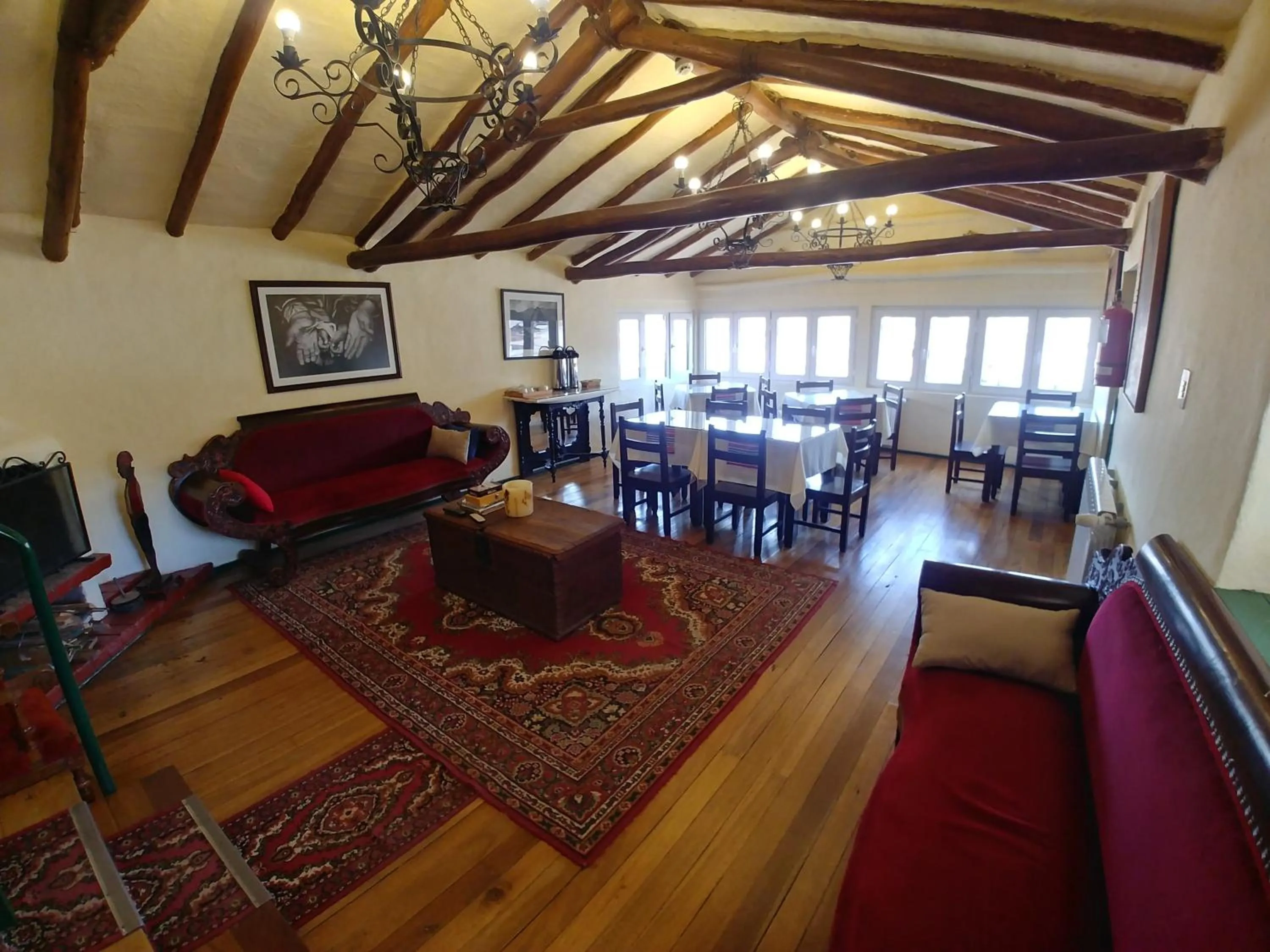 Living room in Hostal Corihuasi