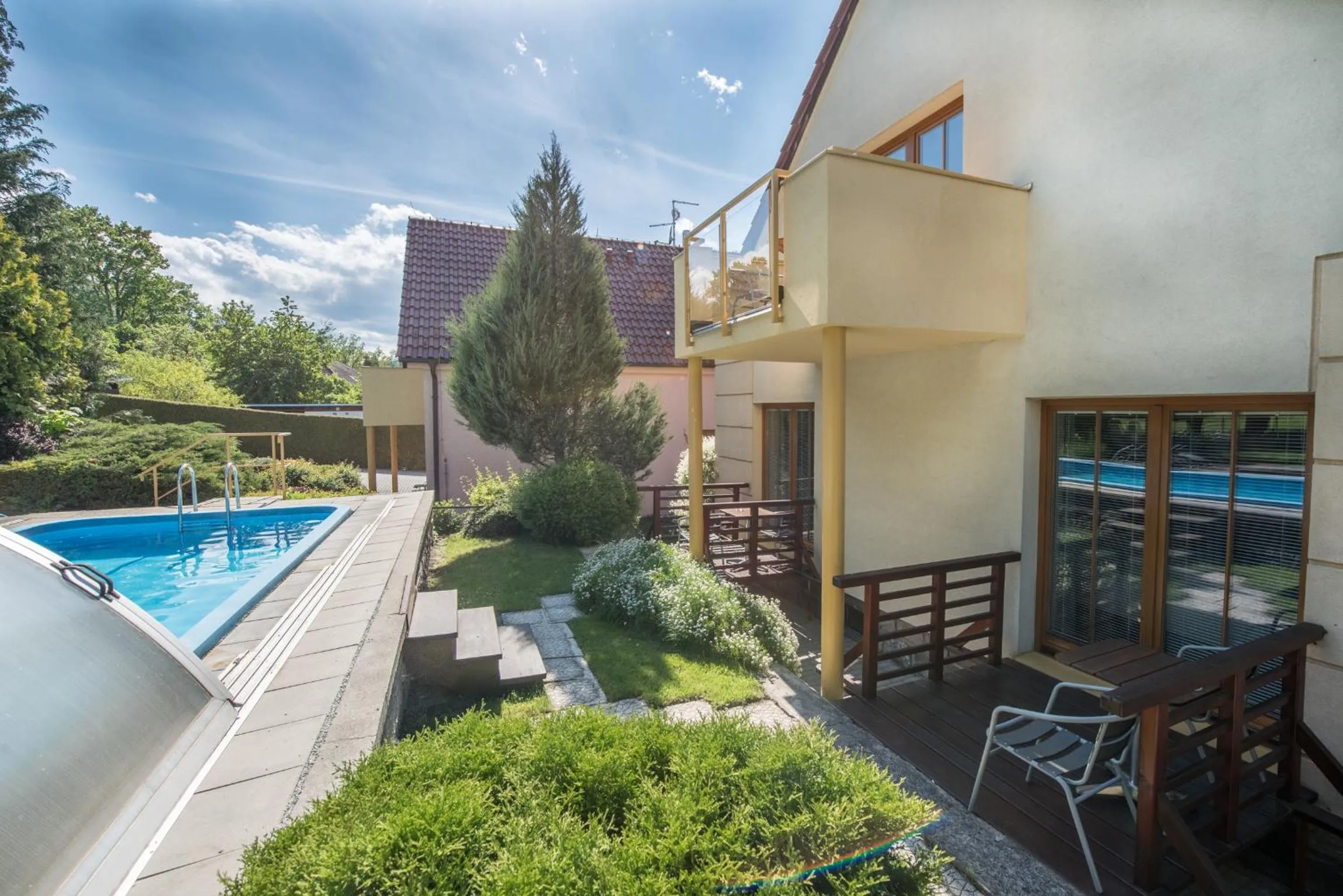 Property building in Hotel Garni Pod Skalkou