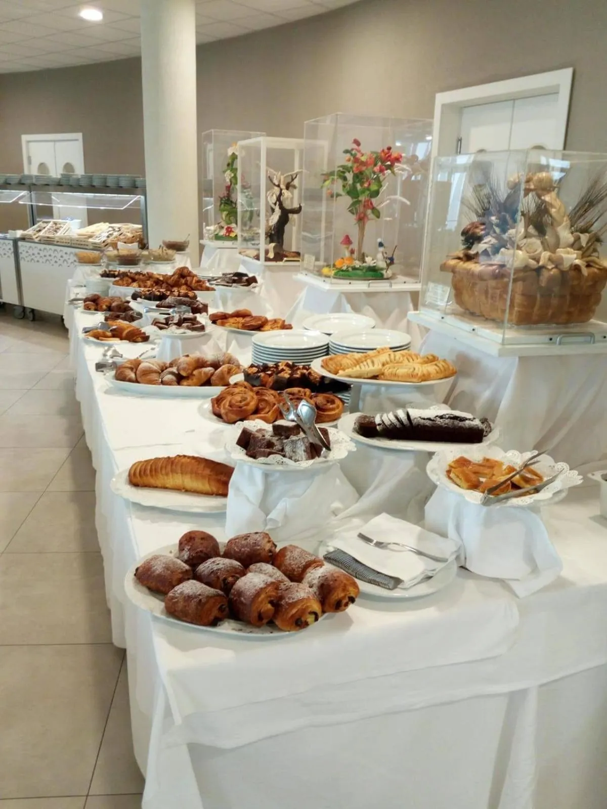 Breakfast in Torre Cintola Greenblu Sea Emotions