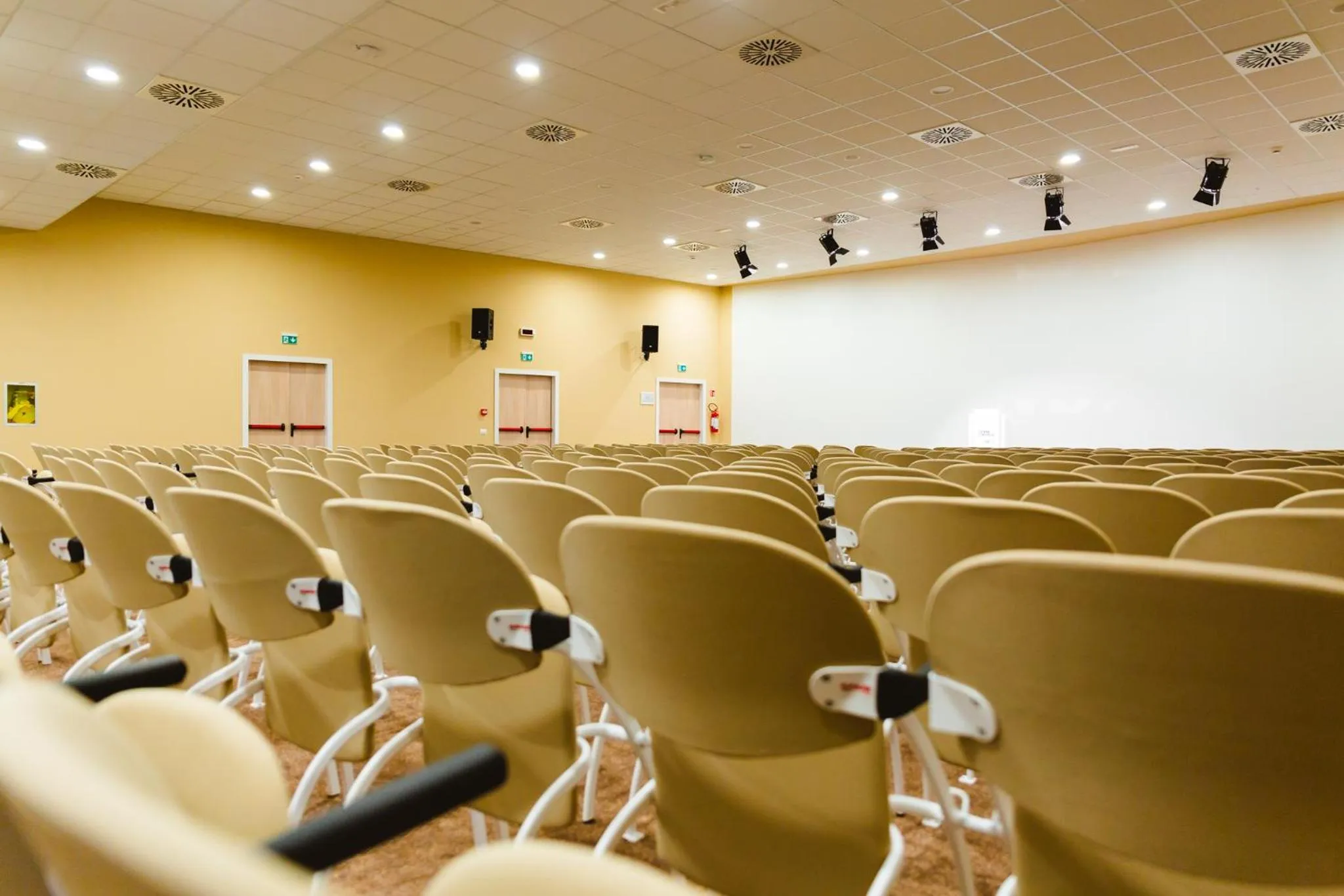 Meeting/conference room in Torre Cintola Greenblu Sea Emotions