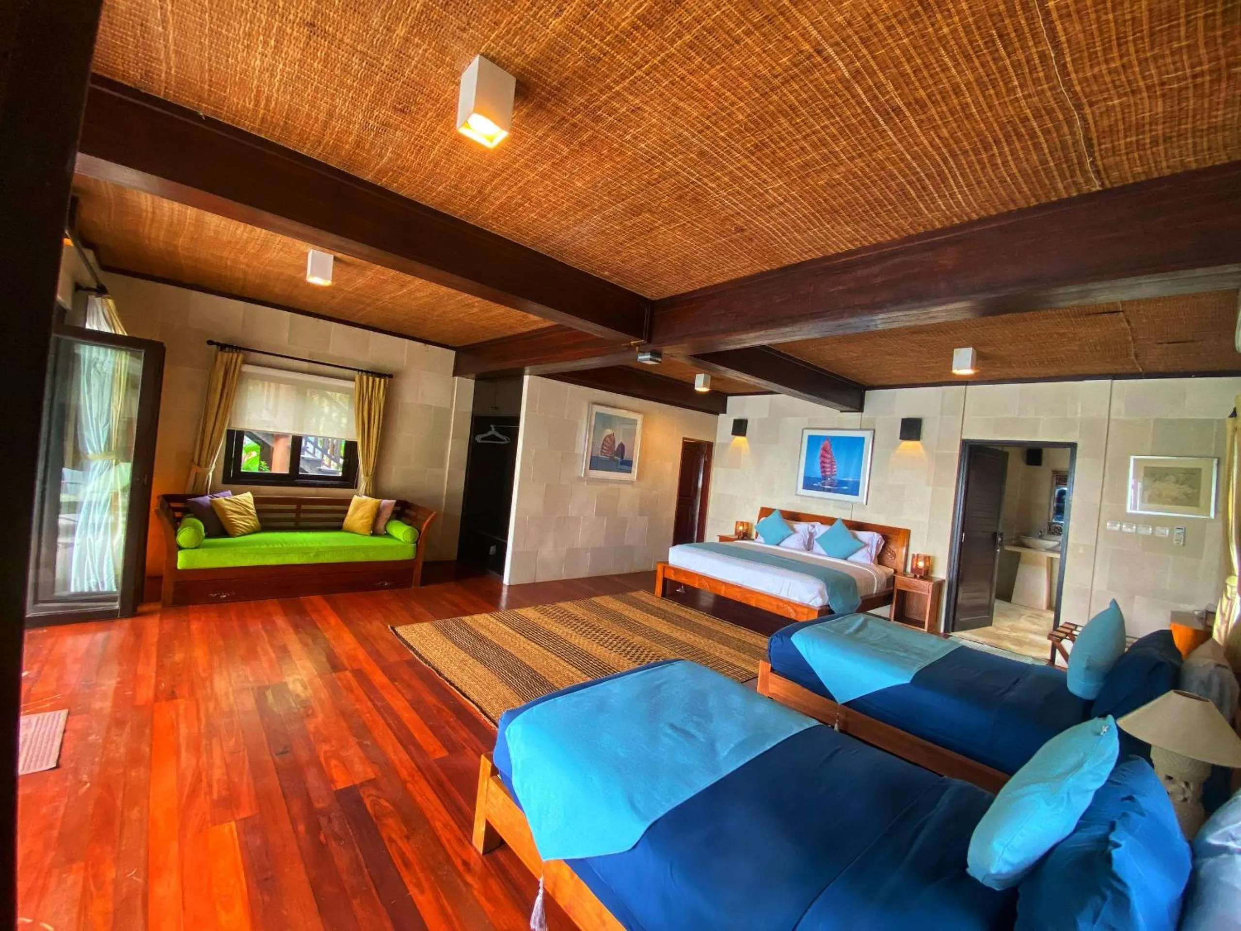 Bed in Kudat Riviera Exclusive Beach Villas