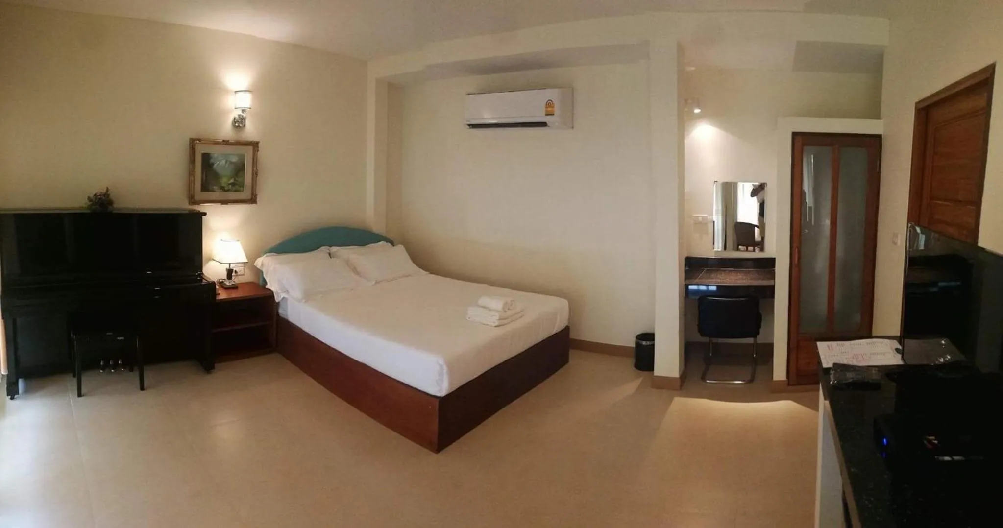 Bed in Mamaungpaa Hill resort