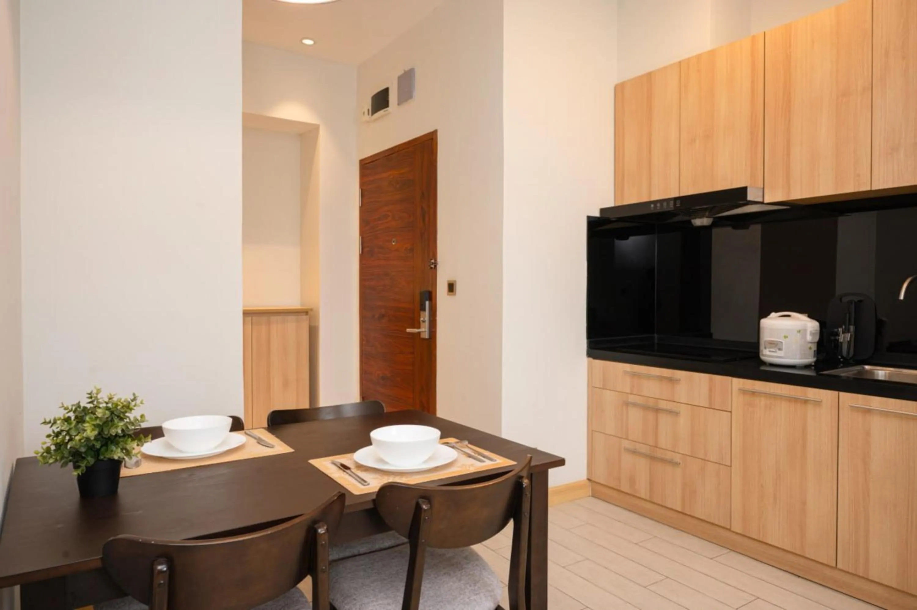 kitchen in The View Serviced Residence 豪景日式酒店公寓