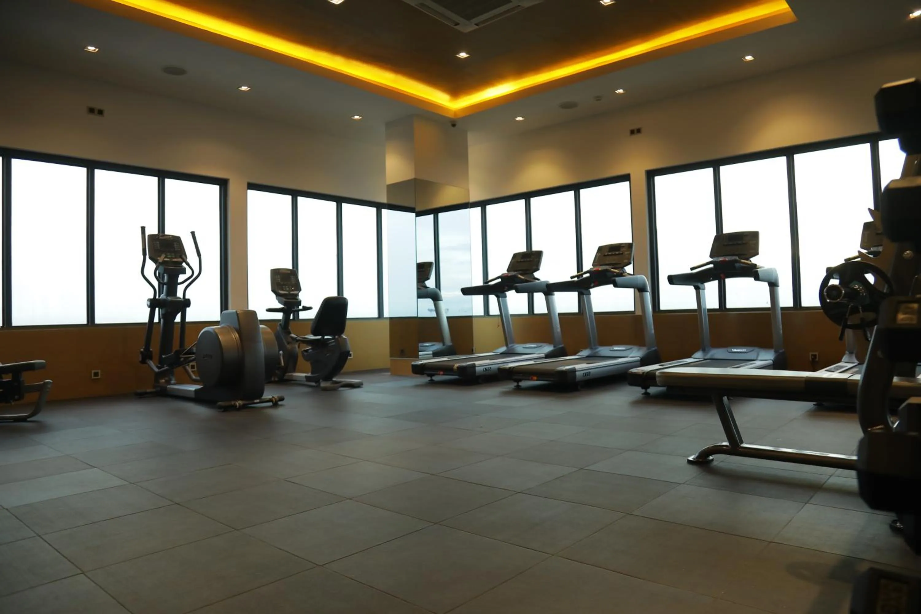 Fitness centre/facilities in The View Serviced Residence 豪景日式酒店公寓
