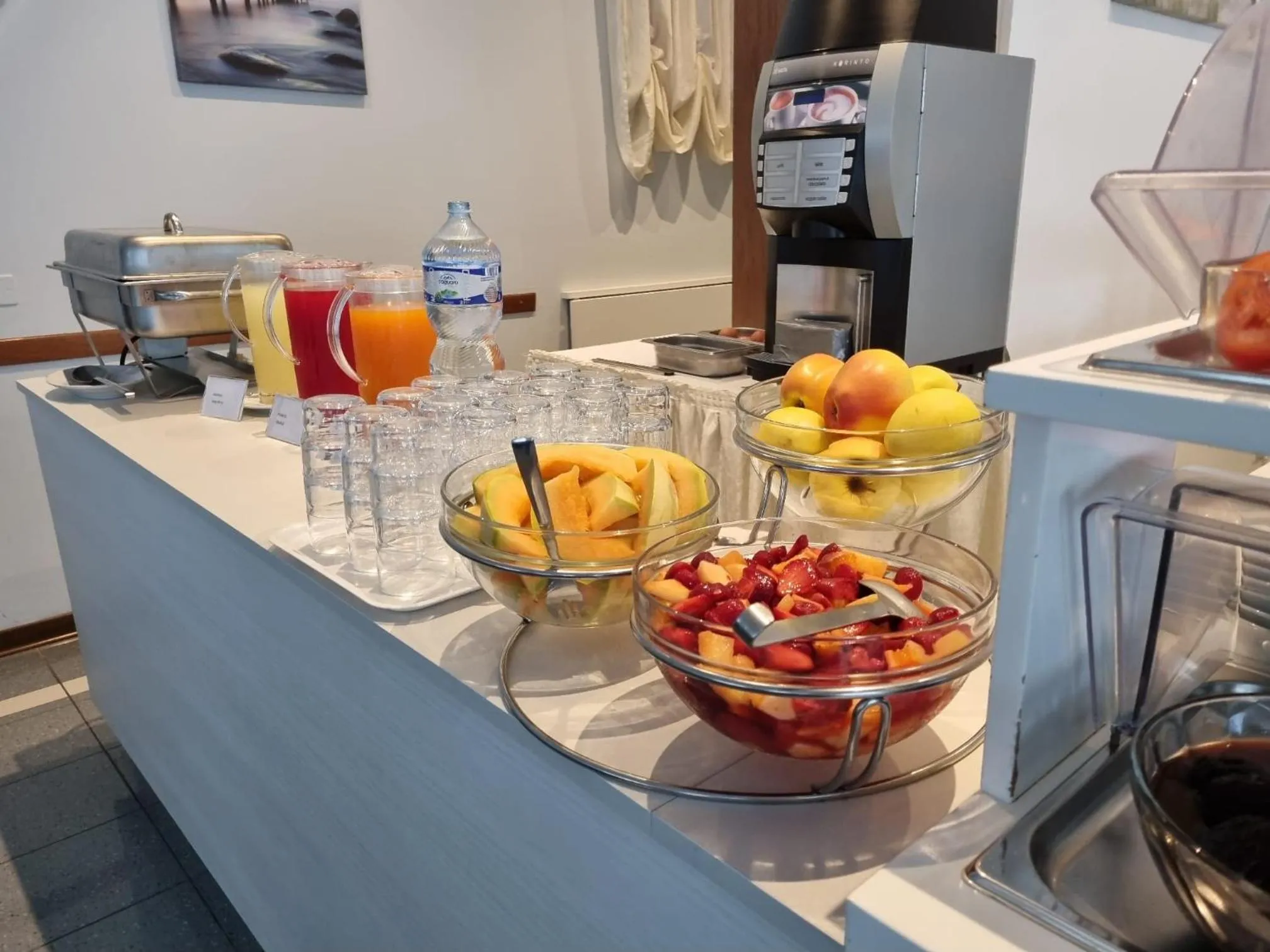 Buffet breakfast in Hotel Serenella