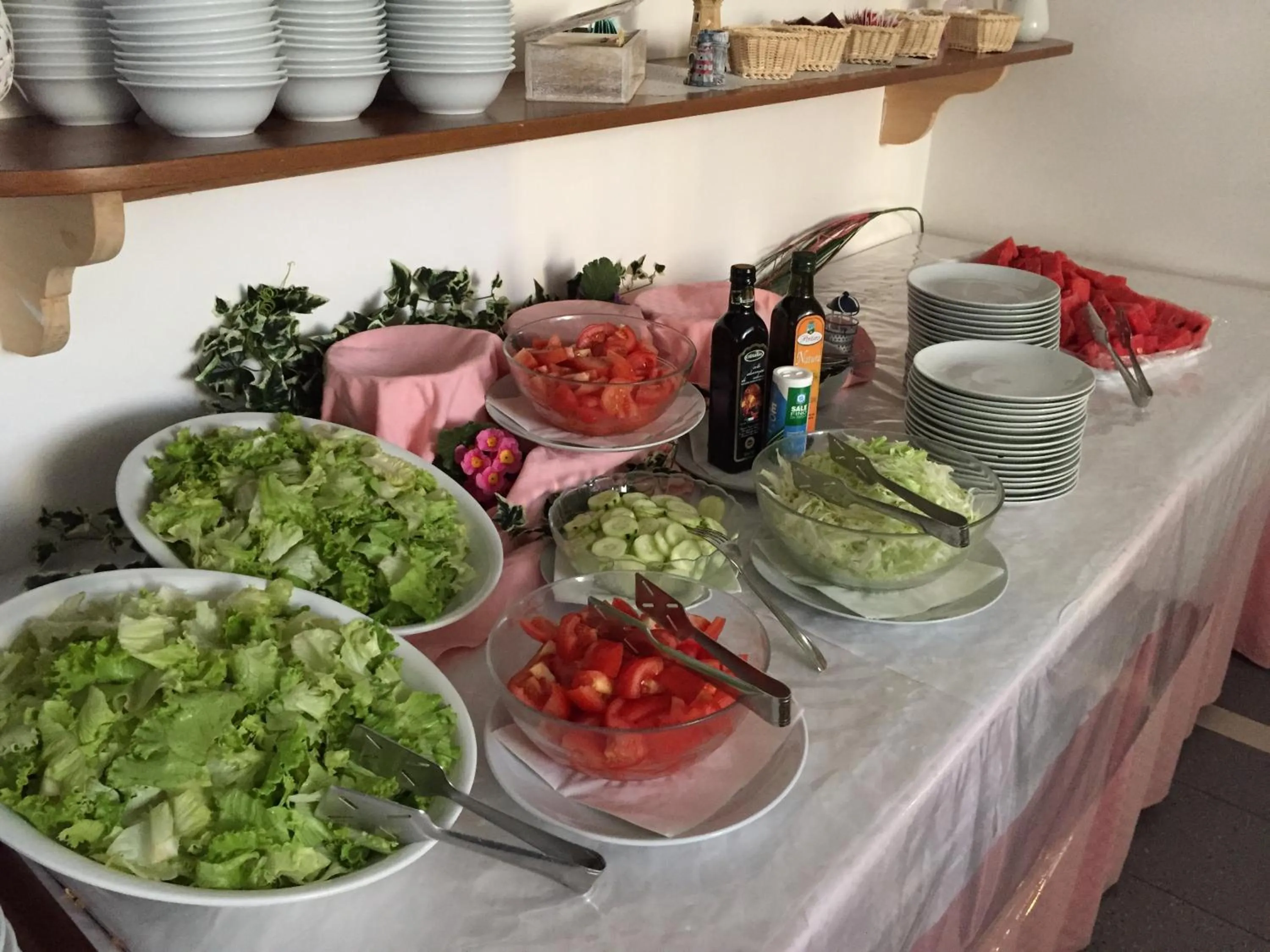 Food and drinks in Hotel Serenella