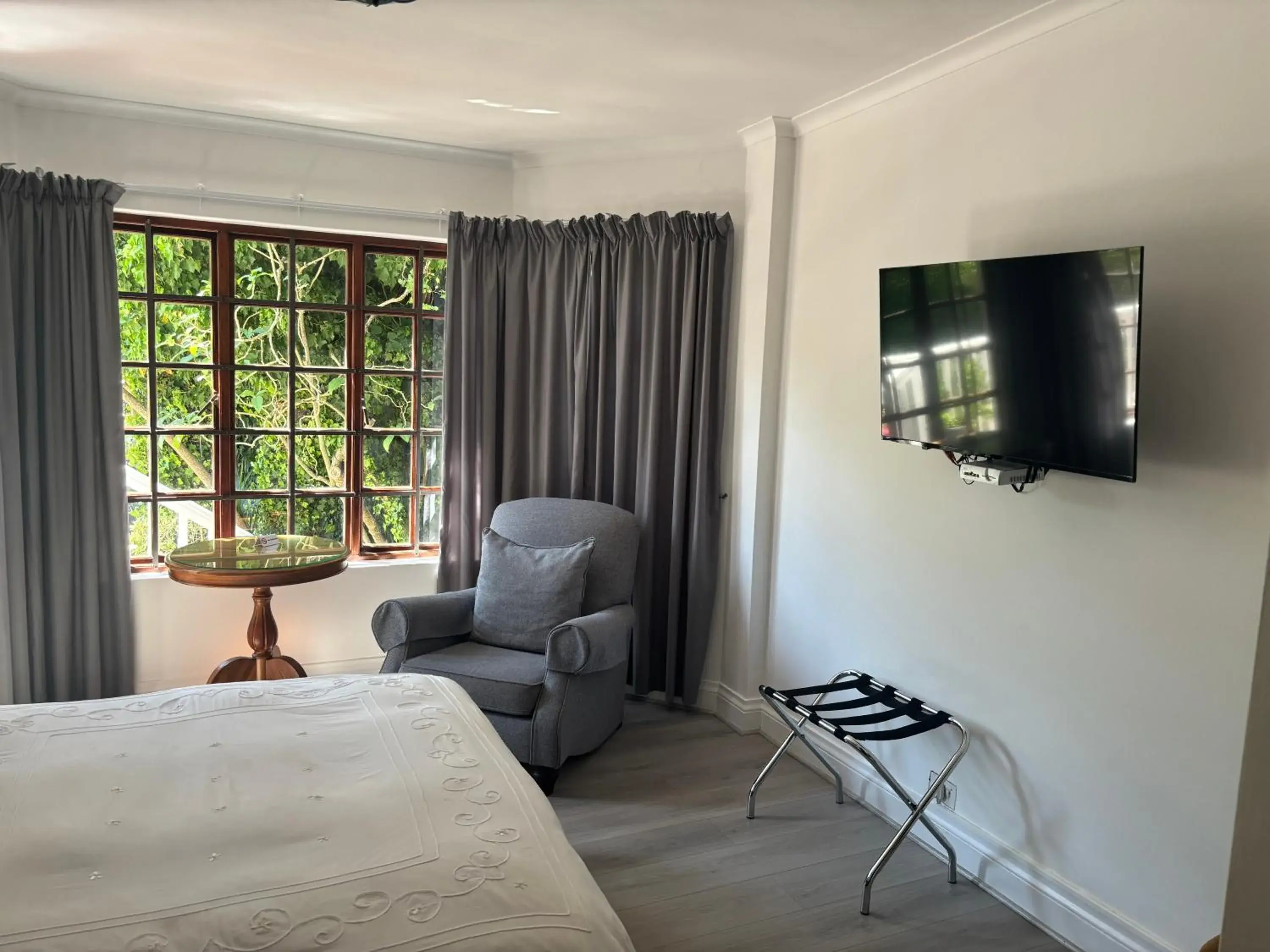 Superior Queen Room - single occupancy in Edenwood House Superior Queen Room - single occupancy in Edenwood House