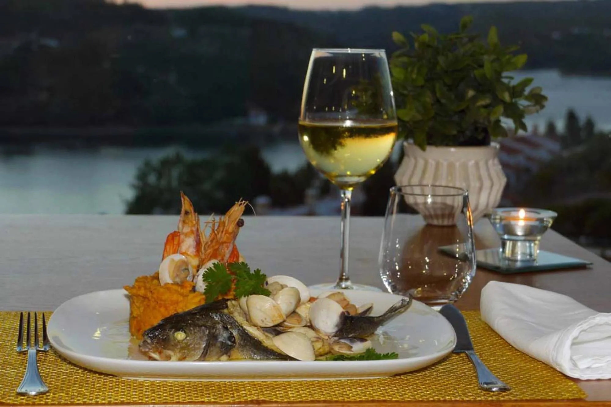 Restaurant/places to eat in Hotel Segredos De Vale Manso