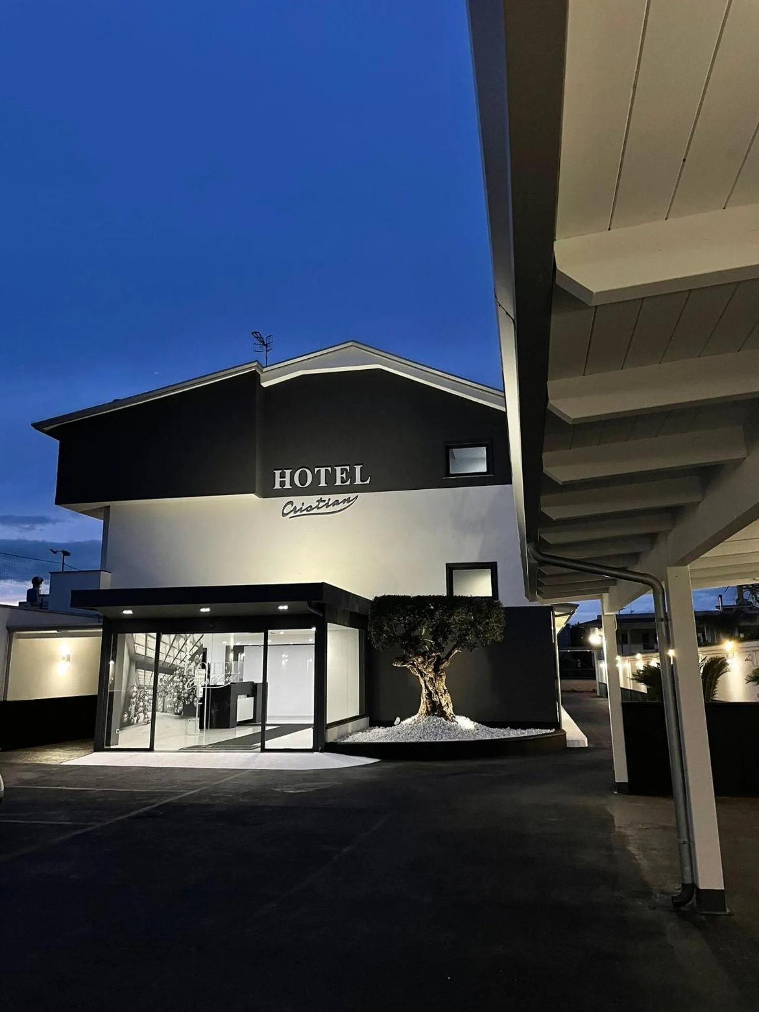 Property building in Hotel Cristian