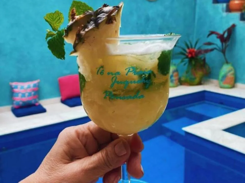 Pool view in Pousada Tô na Praia Juquehy