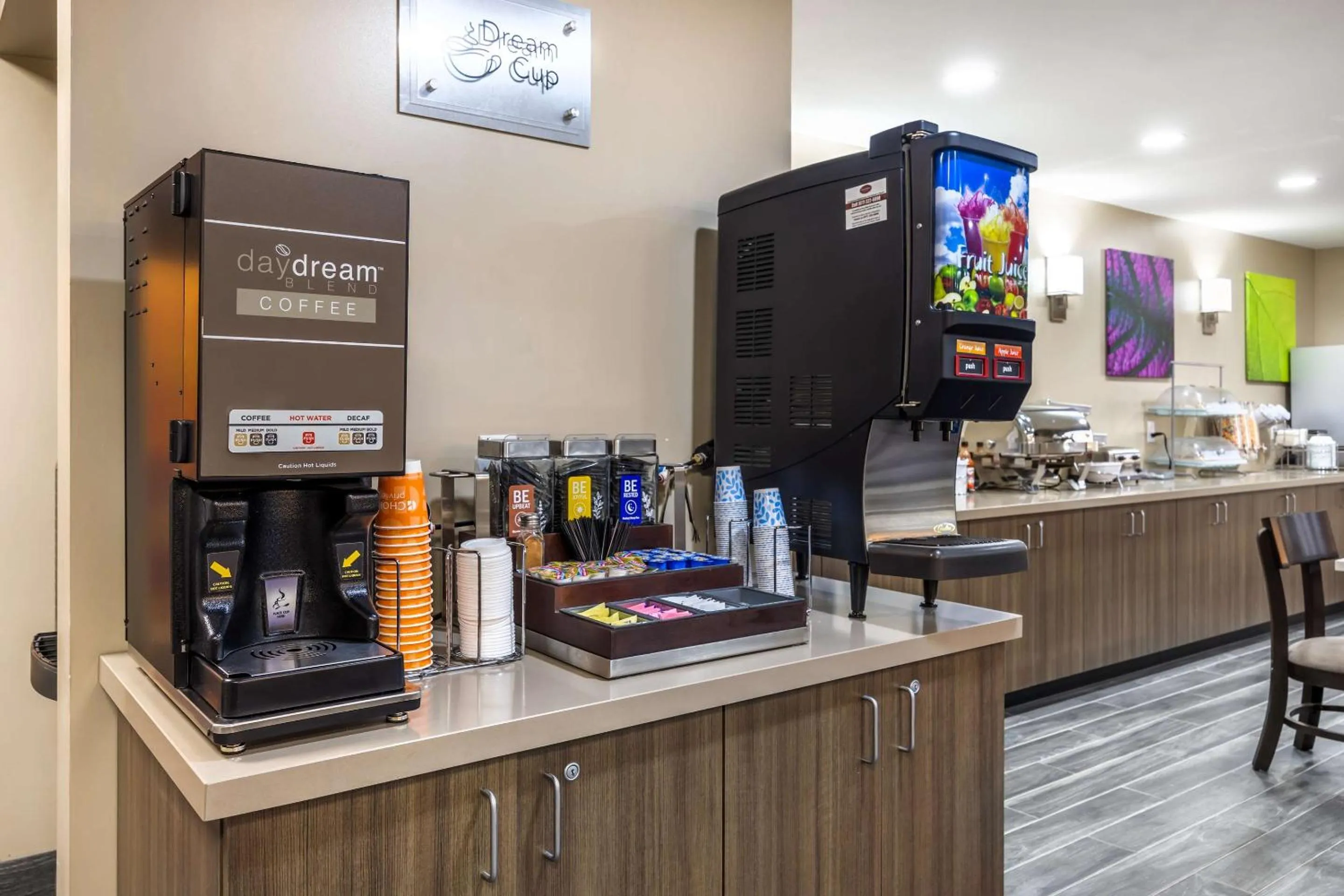 Breakfast in Sleep Inn & Suites Salina I-135